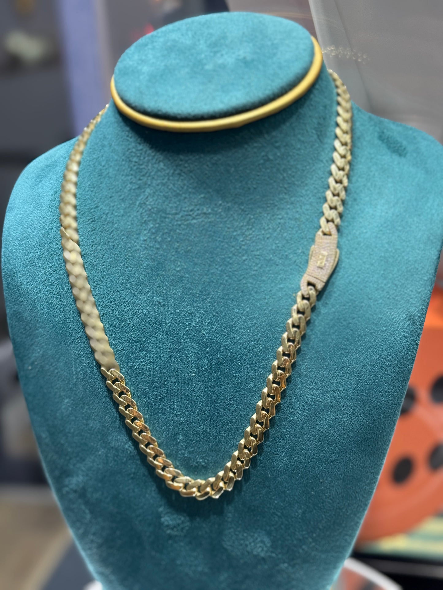 14K Gold 7.7mm Hollow Dubai Chain – 20” (Men’s)