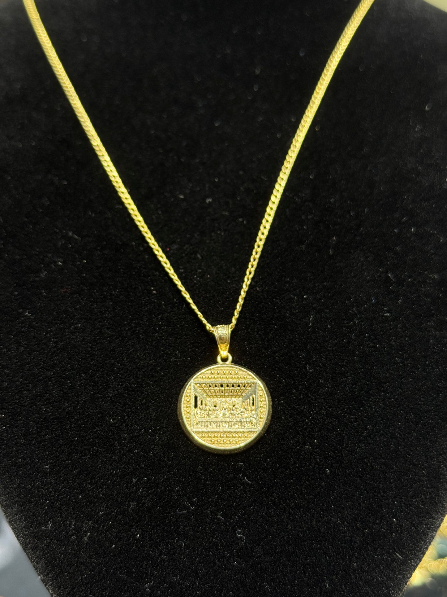 14K Gold Curb Link Chain with Last Supper Pendant