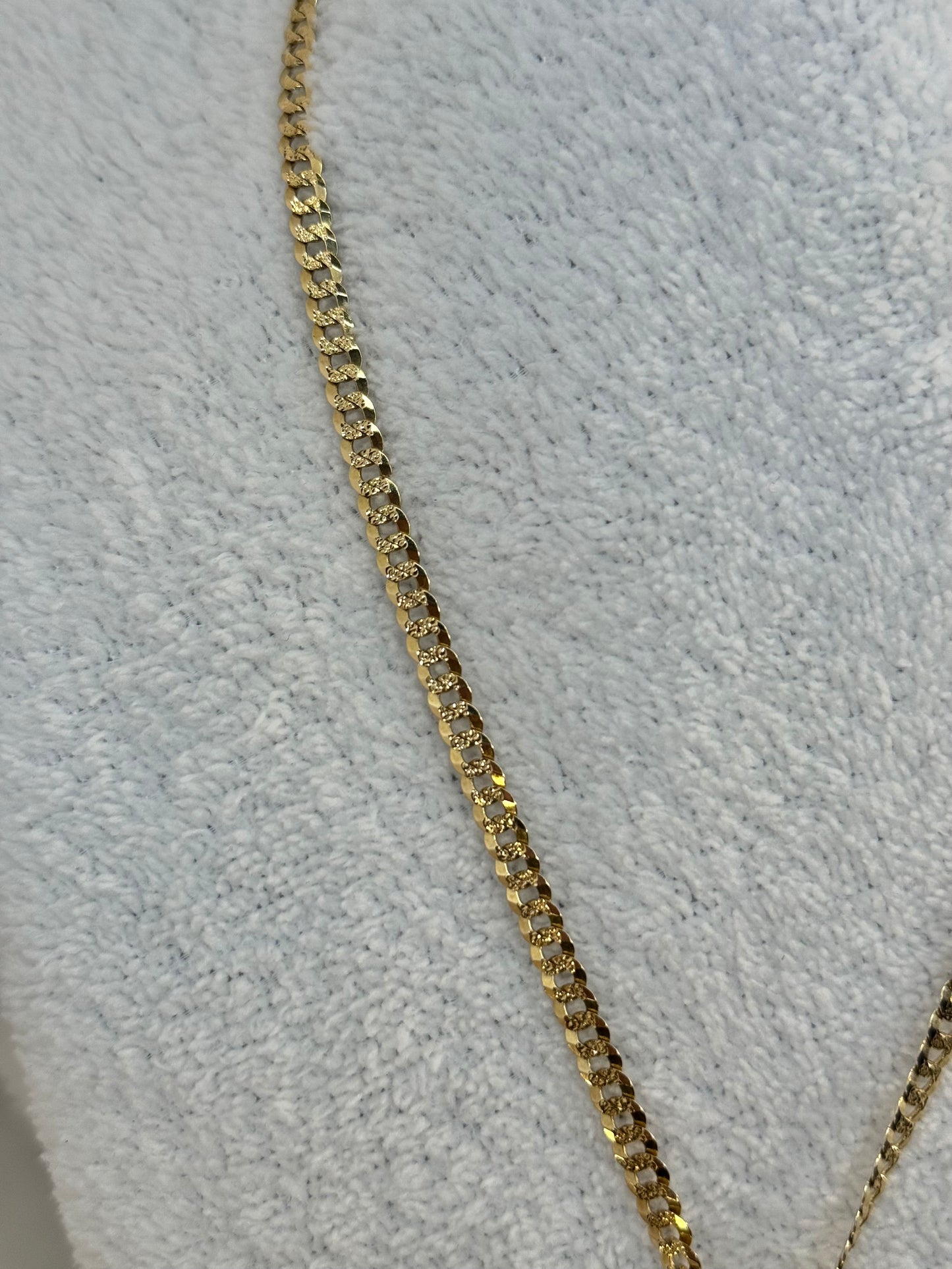 14k gold 16 inch curbed link necklace with butterfly pendant