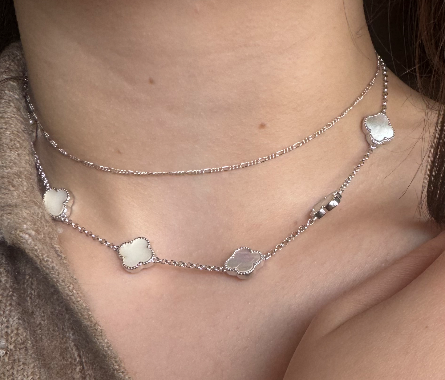 Clover set bundle necklace and bracelet for women