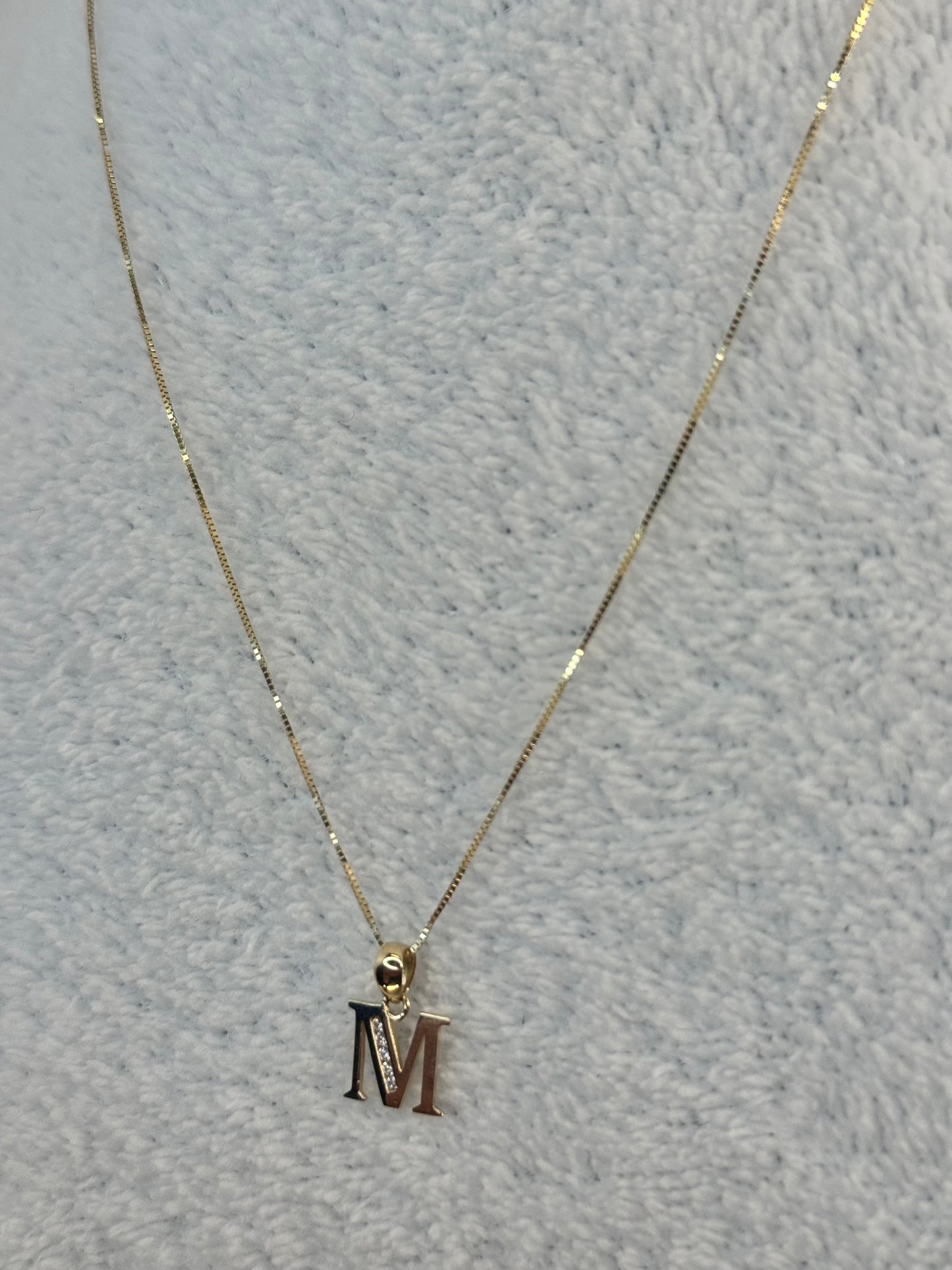 14k gold 18”inch Box chain necklace with letter M pendant
