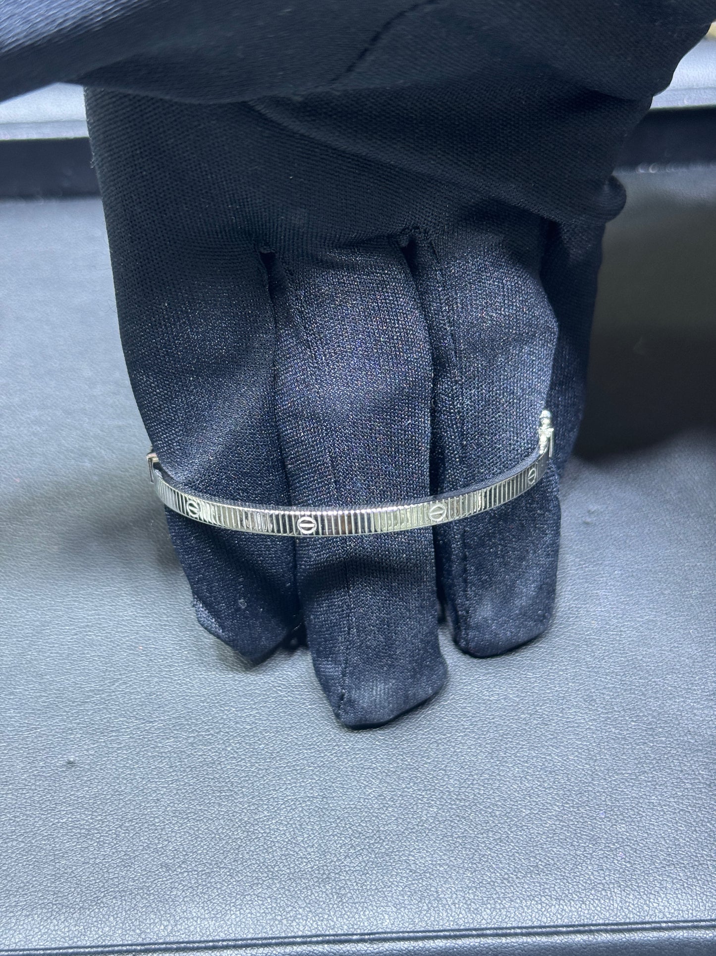 14k gold love bangle bracelet for women 7.5”