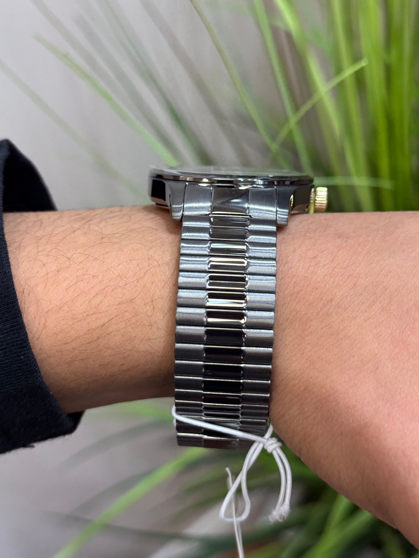 Traditional
CARAVELLE men’s watch with expansion bracelet