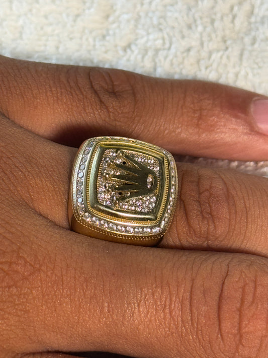 14k gold Luxury ring for men size 9