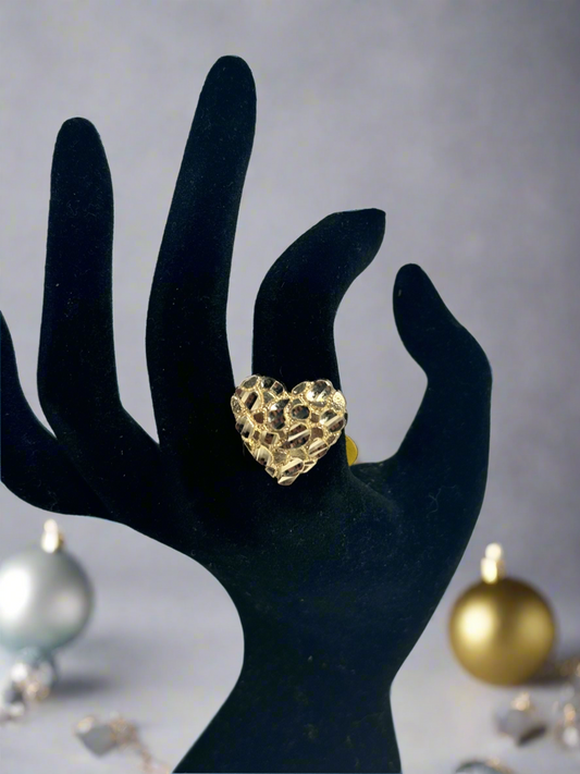 14k solid Gold Heart ring with water drop design