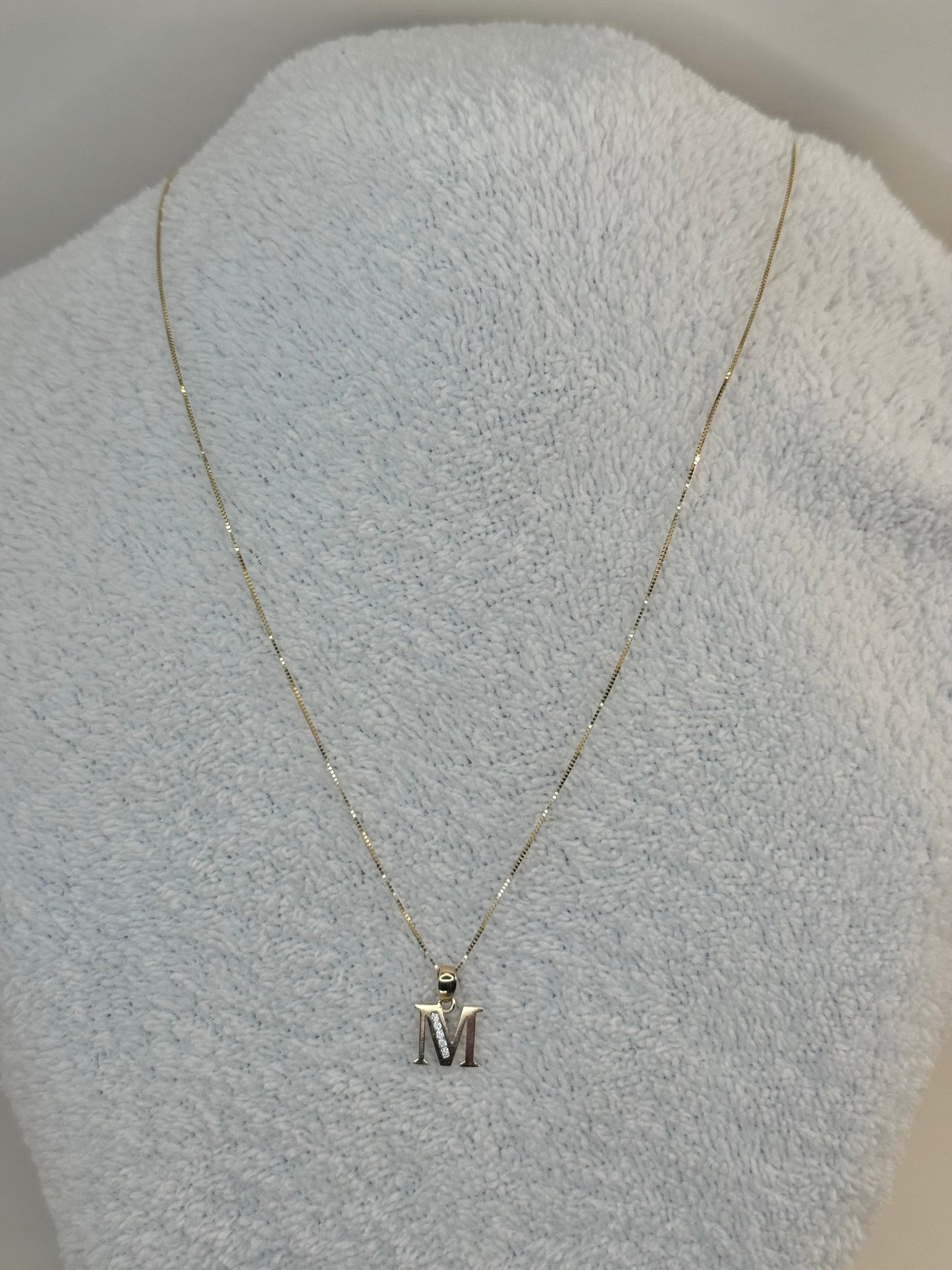 14k gold 18”inch Box chain necklace with letter M pendant