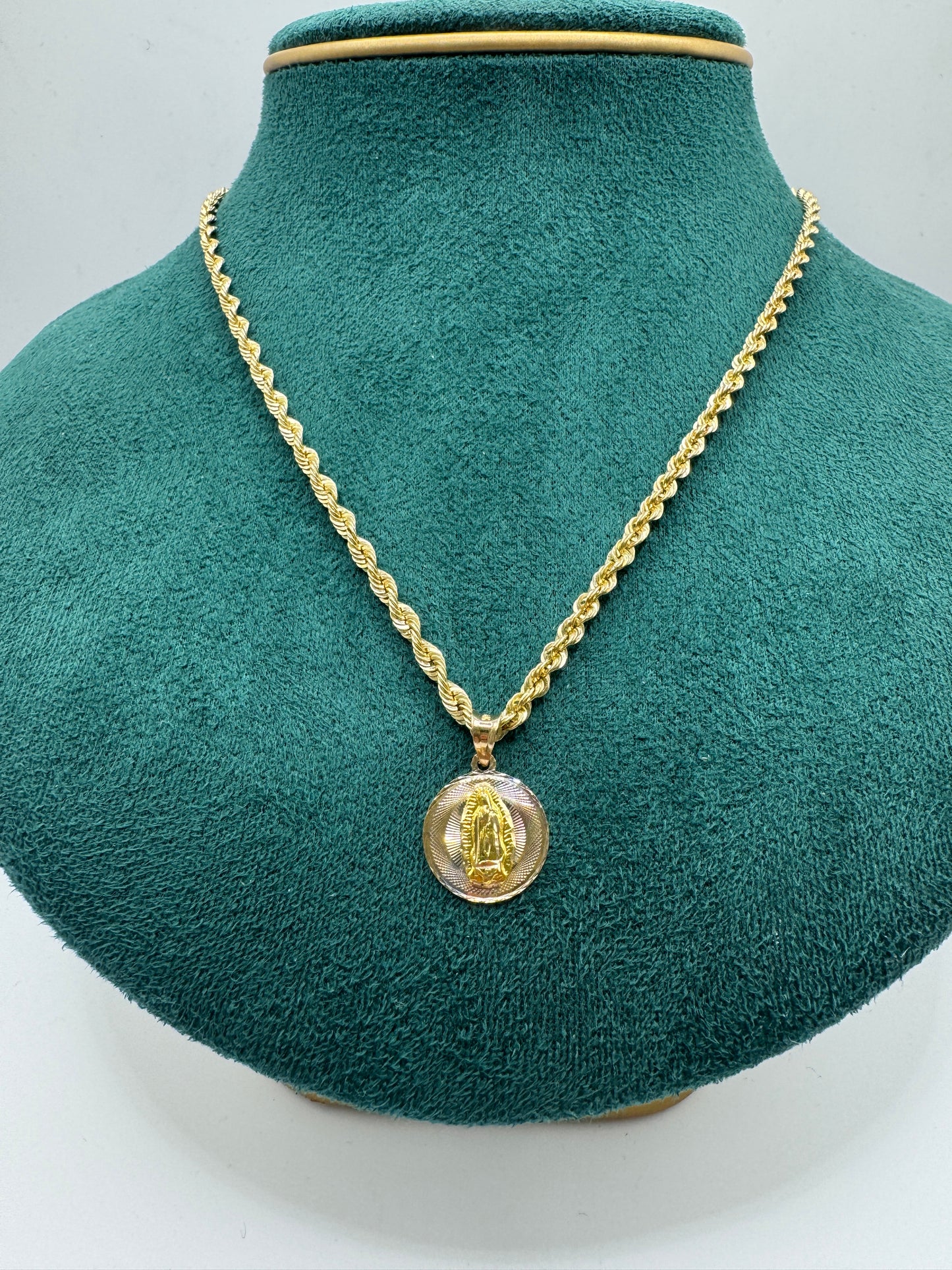 14K Gold Rope Chain for women with Virgin Mary Pendant – 16”