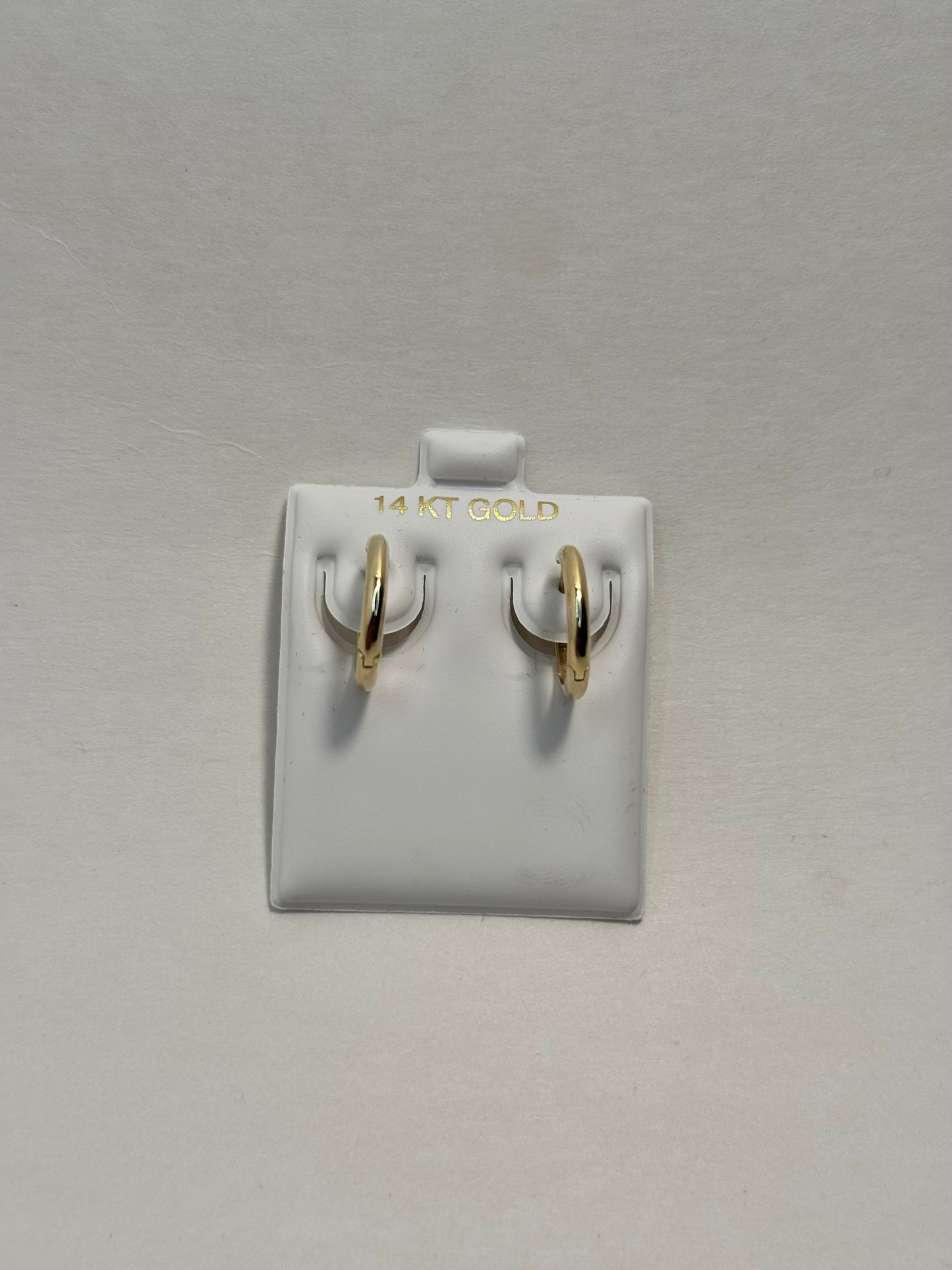 14k gold round hoop earring for men