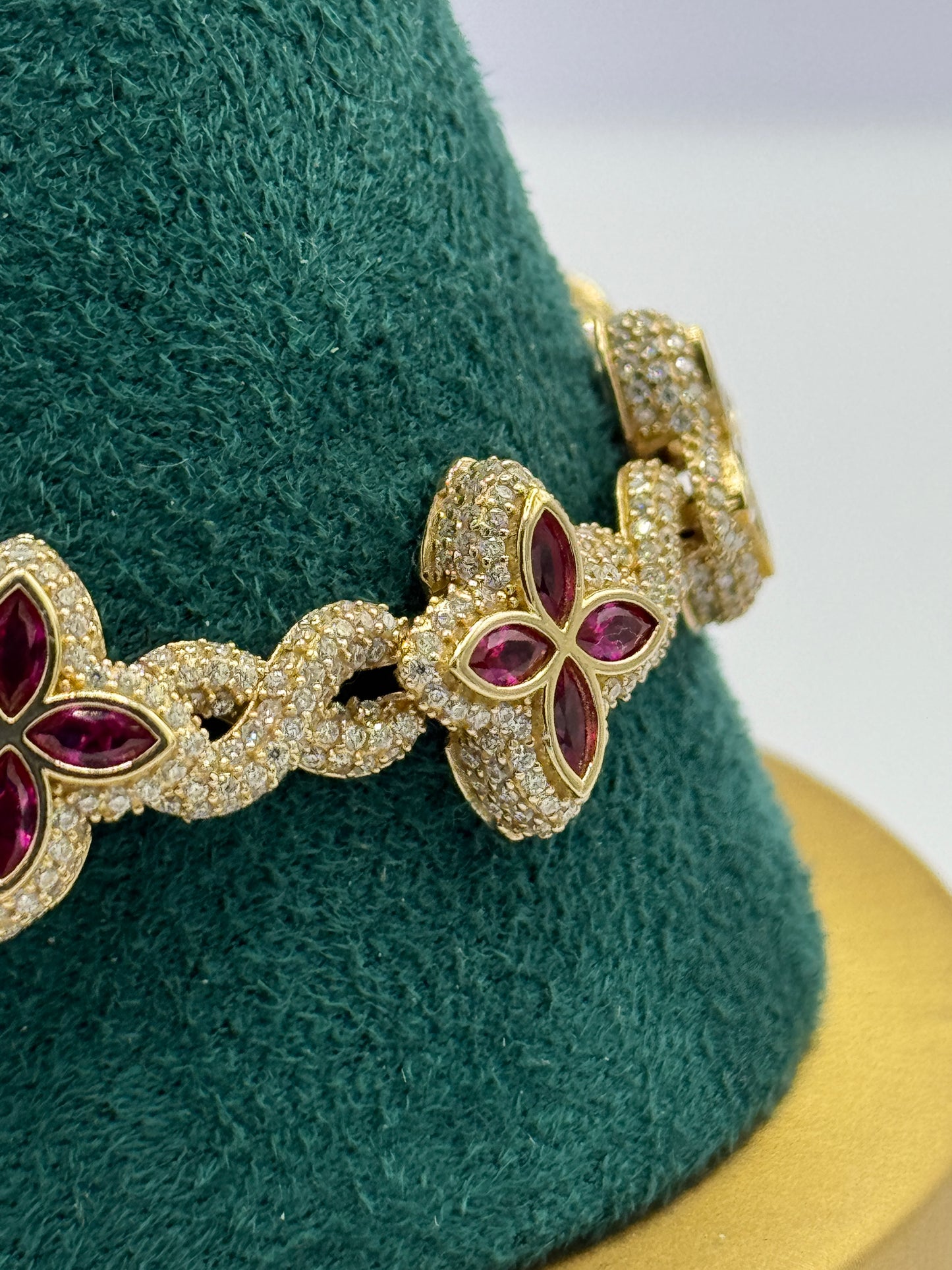 14K Gold Ice Box Flower Bracelet – for women