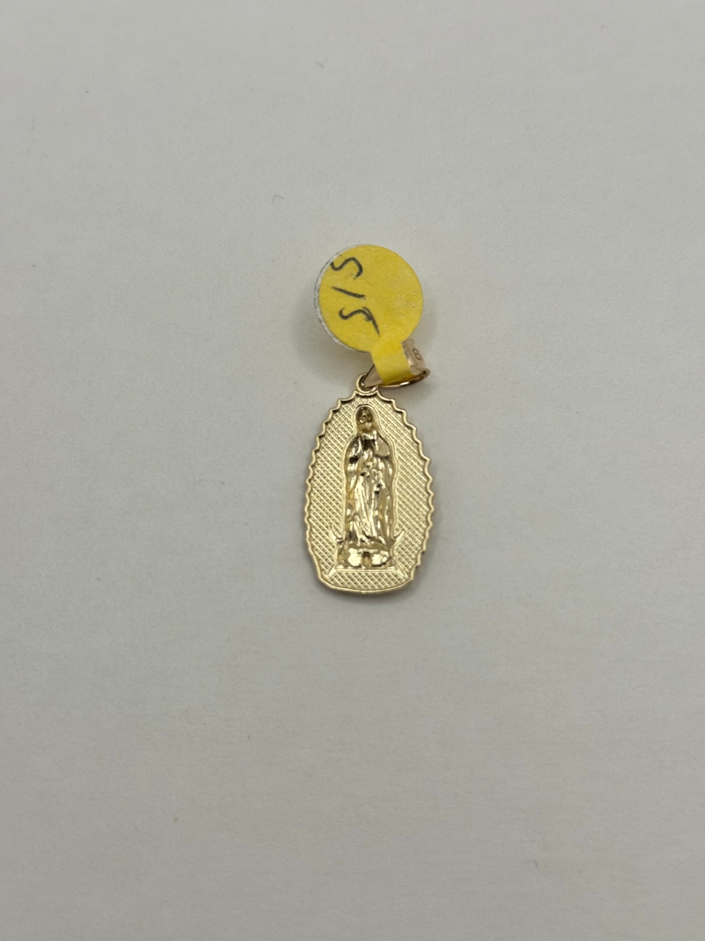 Virgen Mary pendant/ pendiente de virgen María