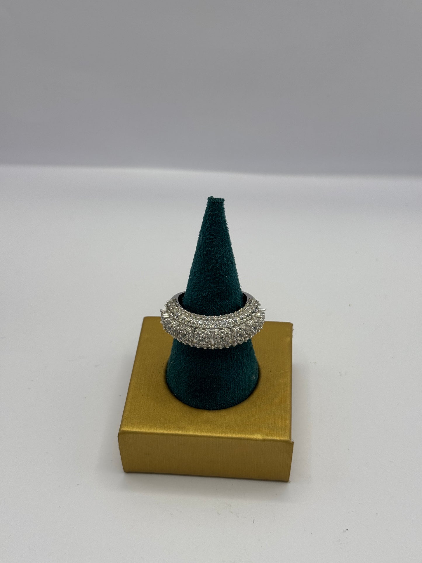 14K White Gold Men’s Ring