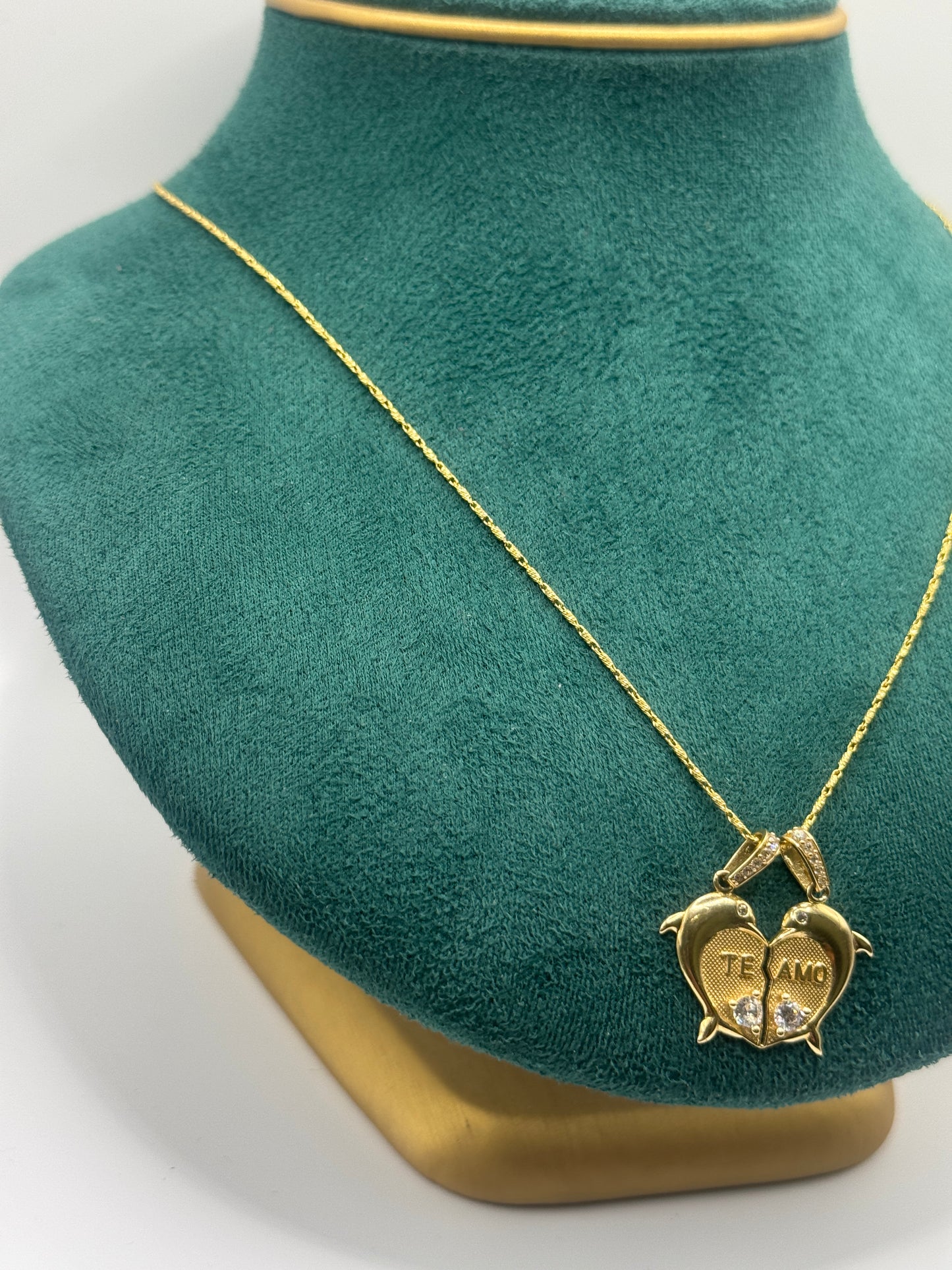 20-Inch Gold Necklace with “Te Amo” Pendant – Love Couple Neck 14k gold unisex
