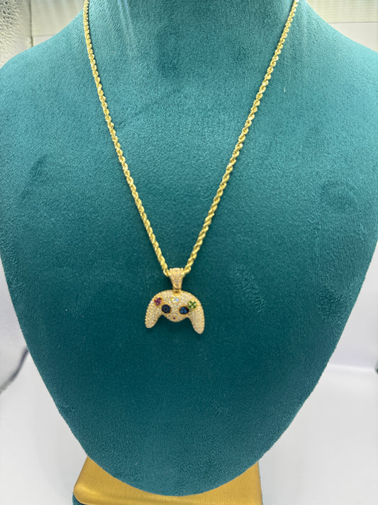 🎮 14K Gold Rope Chain with Controller Pendant – 16” / 6g for Him