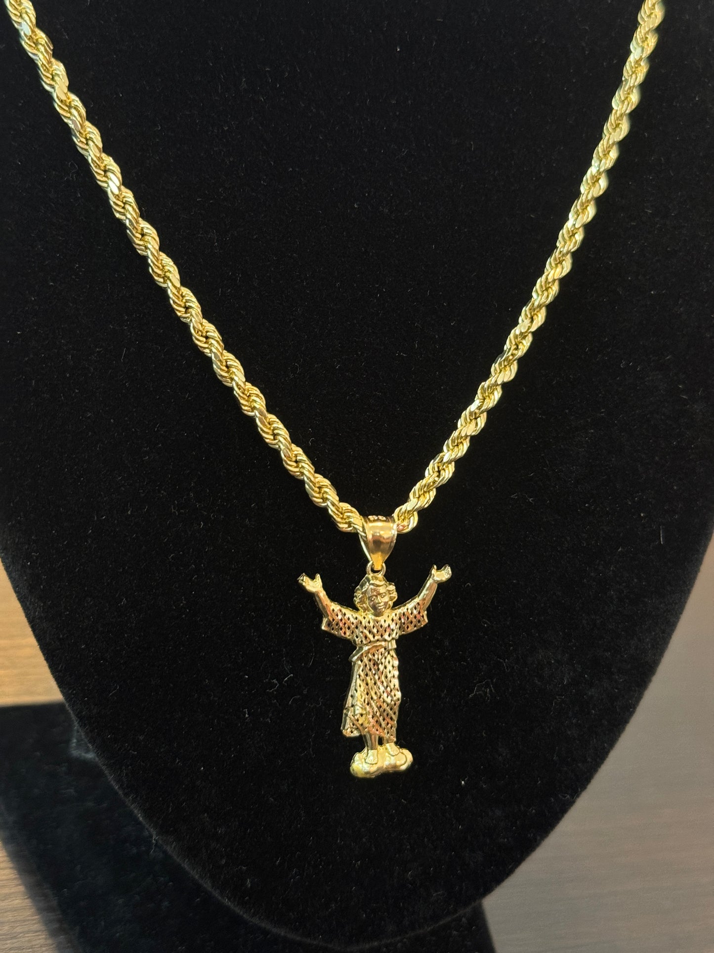14k gold rope chain with divine child (Divino Niño) 24”inch long