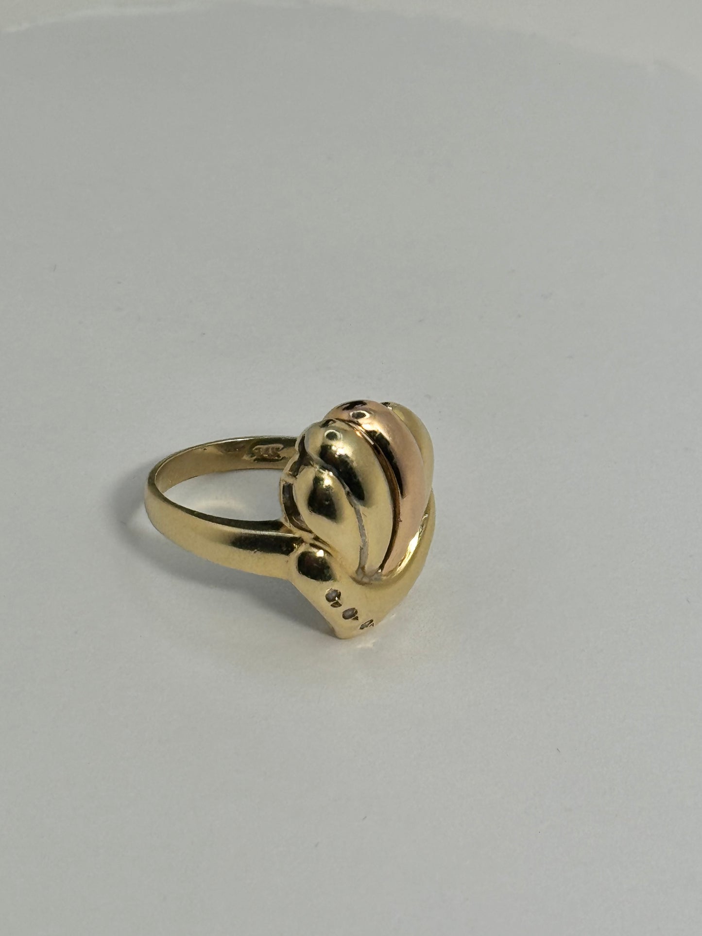 14k 2 tone shell ring for women