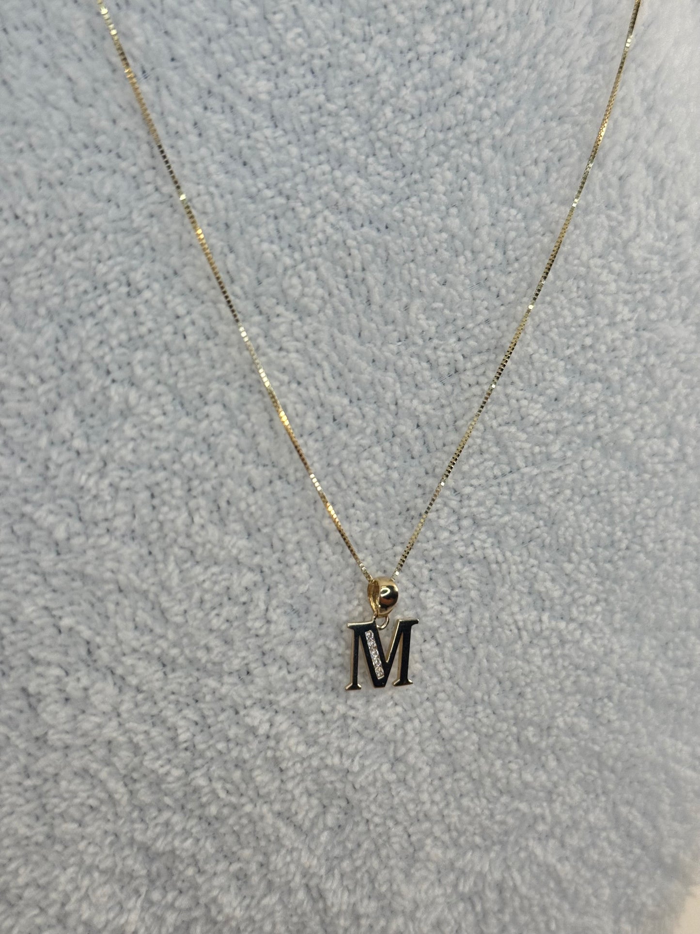 14k gold 18”inch Box chain necklace with letter M pendant