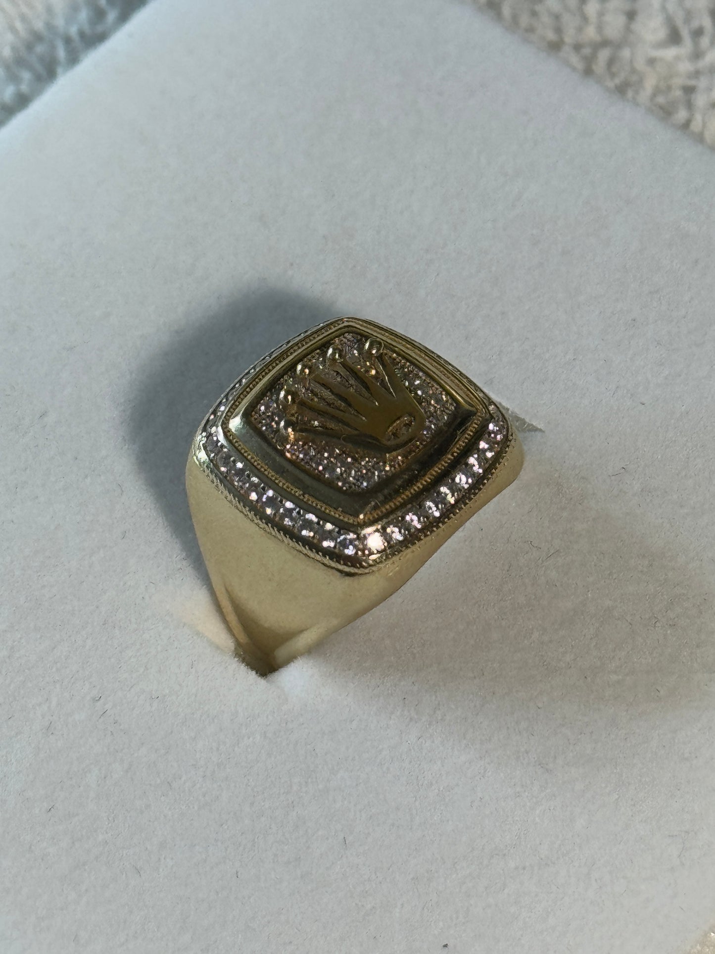 14k gold Luxury ring for men size 9