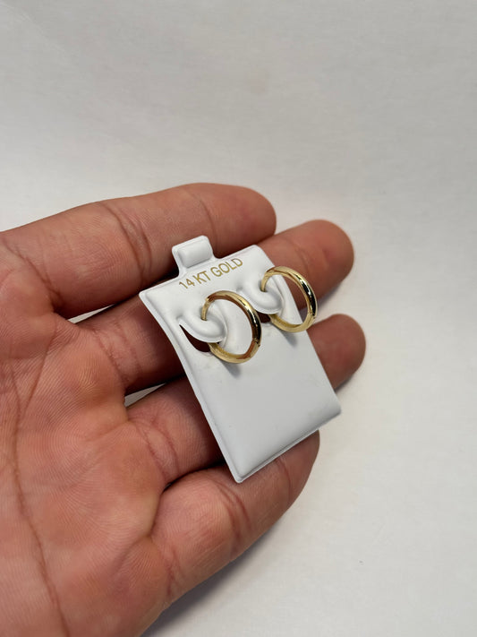 14k gold round hoop earring for men