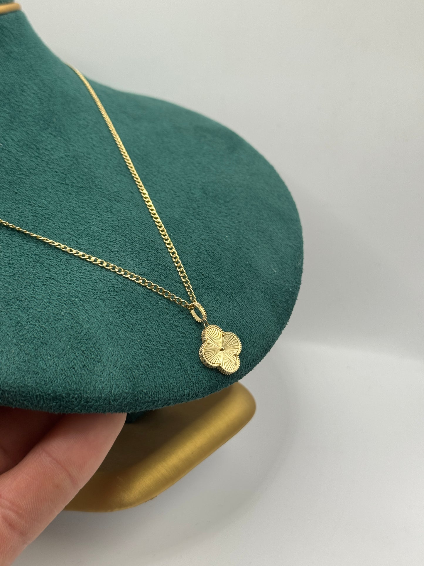 14K Gold Curb Link Necklace for women with Clover CZ Pendant – 20”