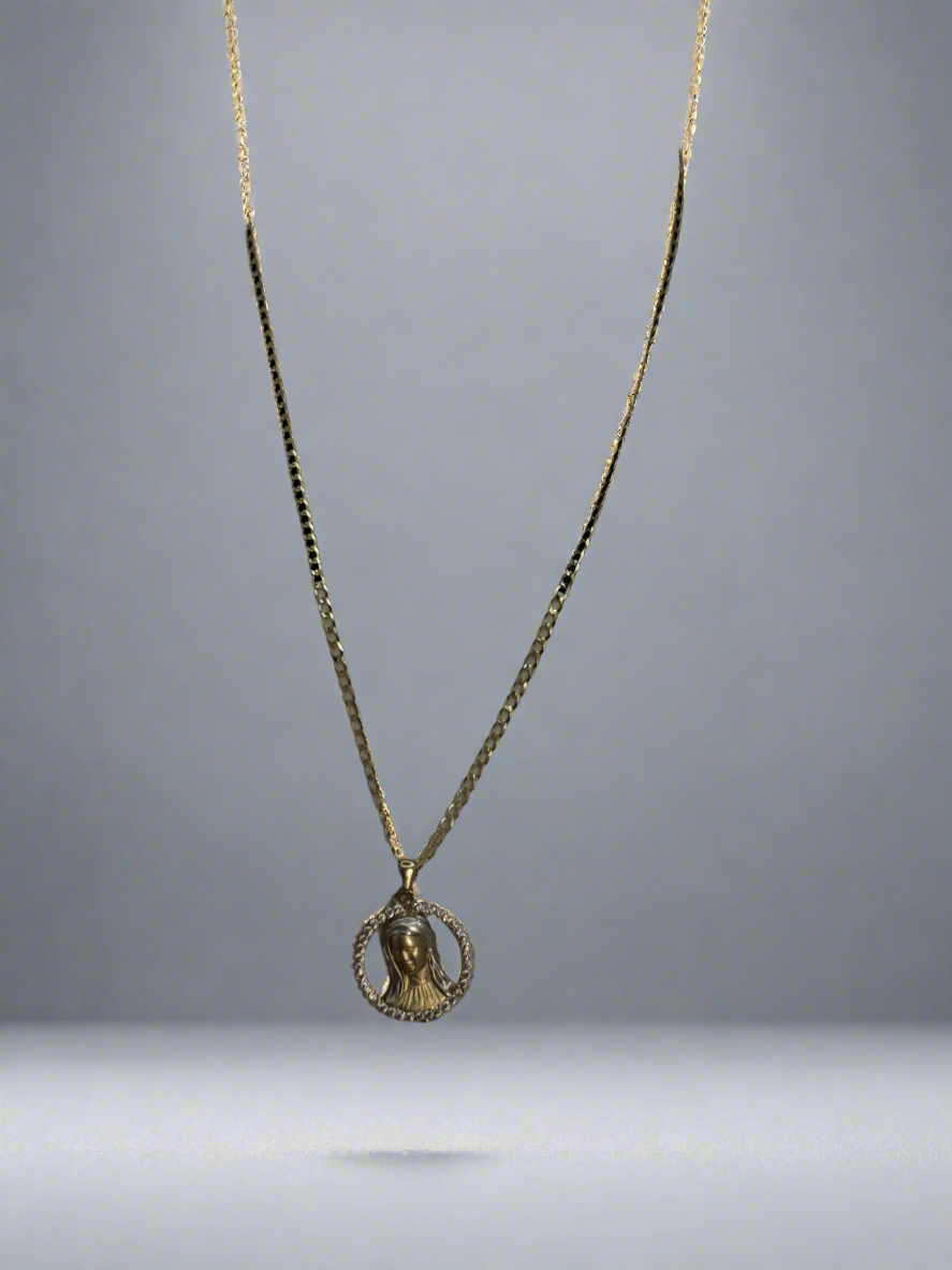 Single tone Cuban chain necklace with Virgin Mary pendant