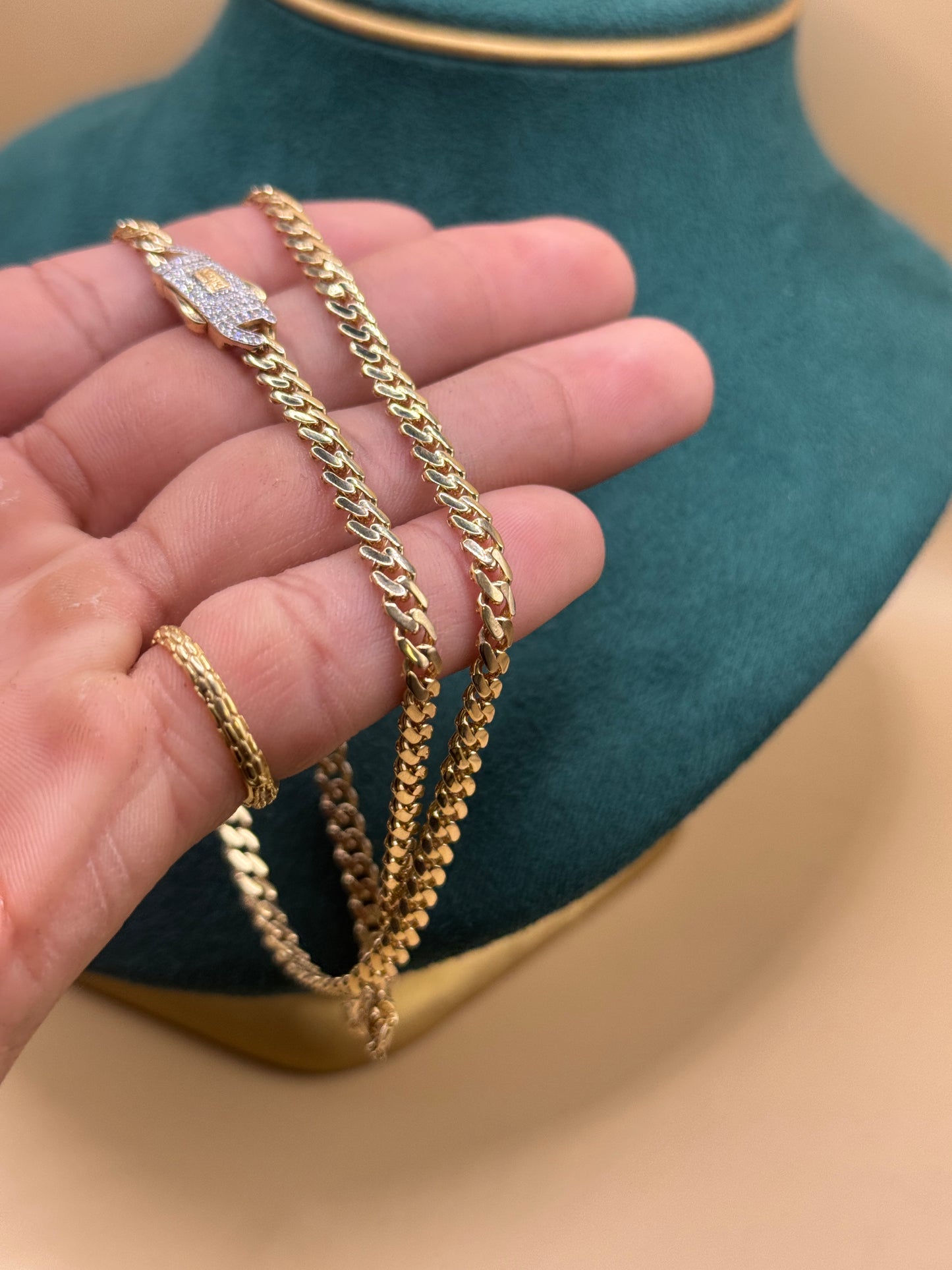 14K Gold Cuban Link Chain 22” 2.5mm – Solid Gold Necklace for Men, Real Gold Chain, Everyday Jewelry