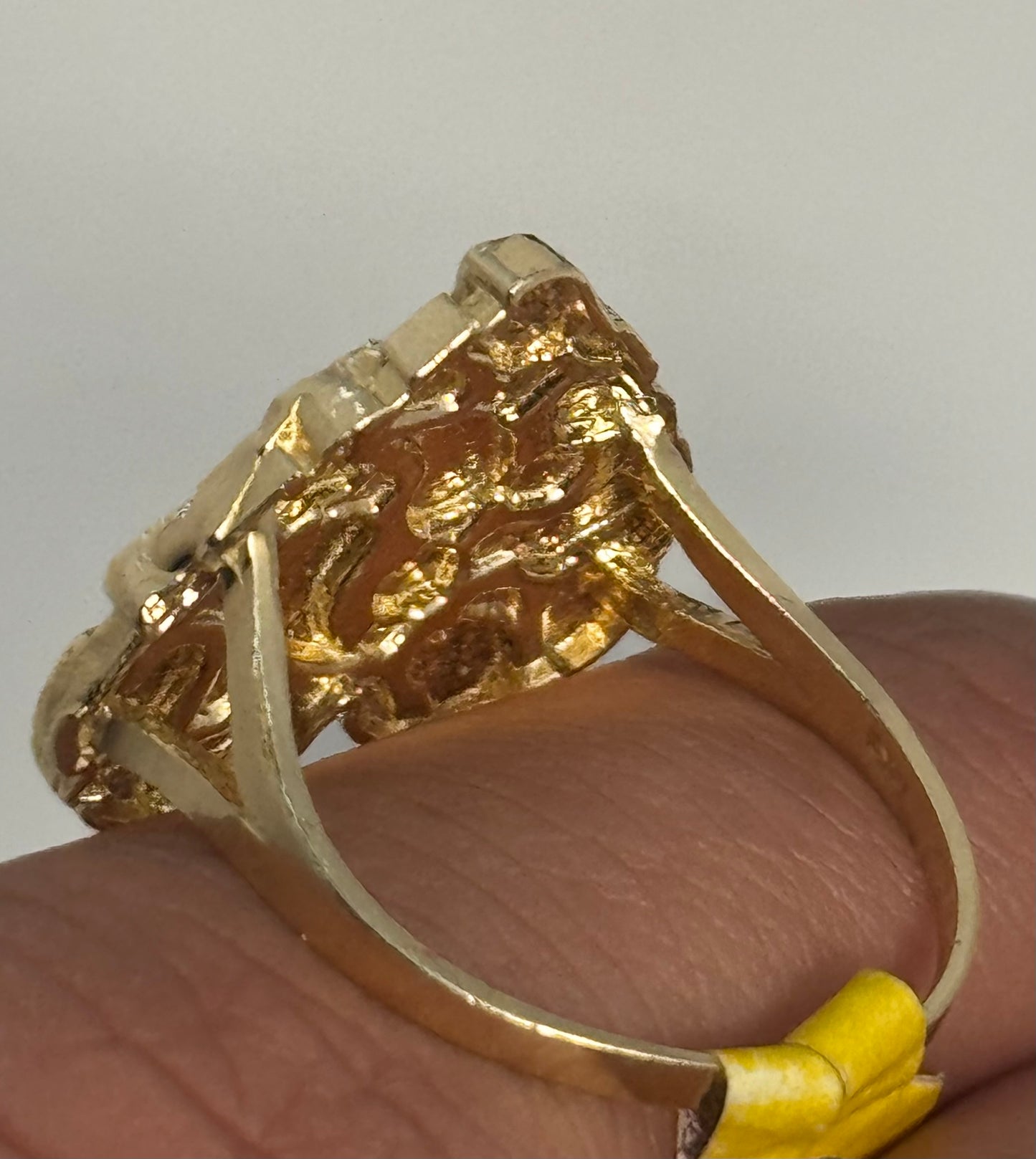 14k solid Gold Heart ring with water drop design