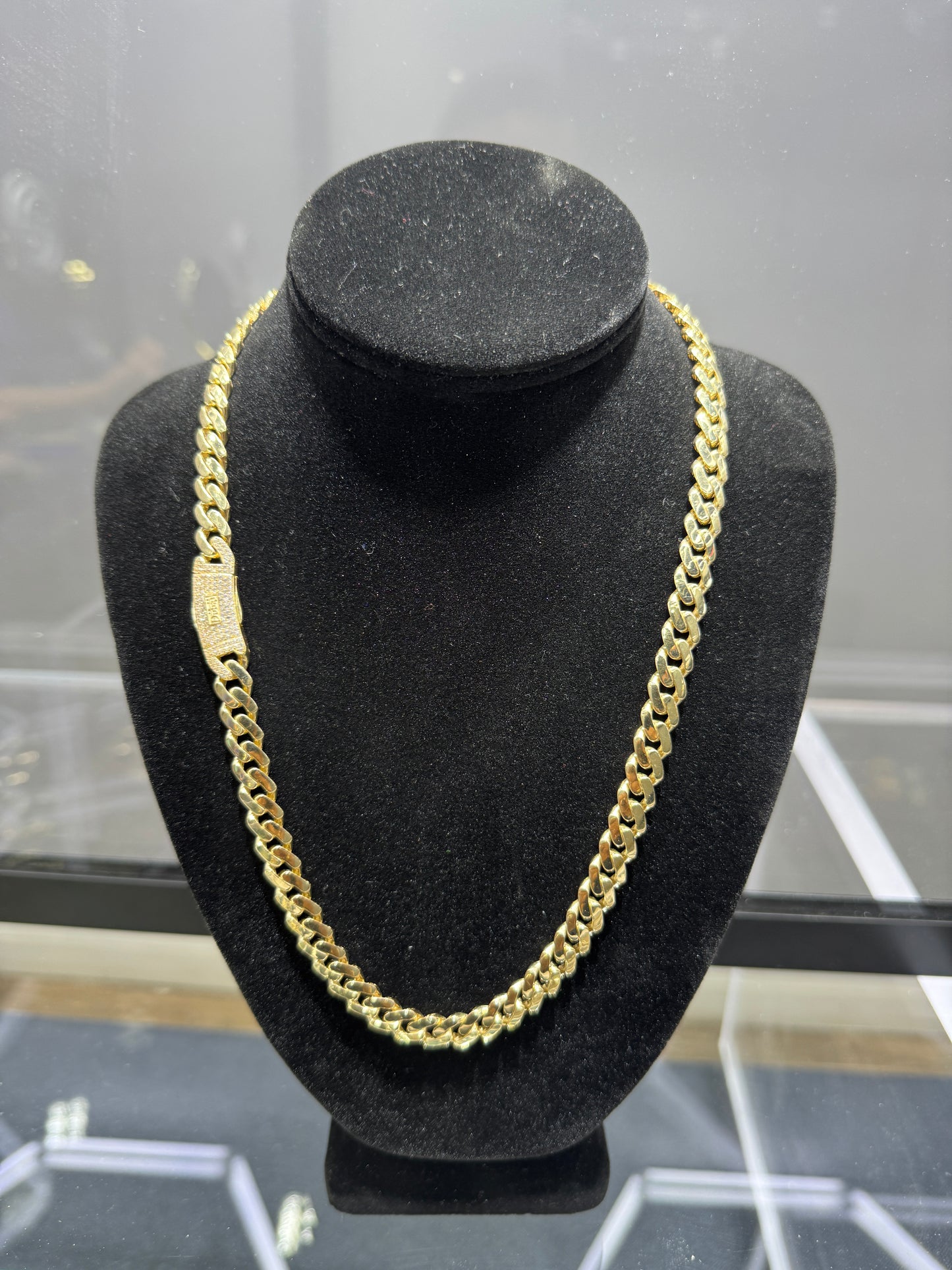 🔥 14K Gold Dubai Semi-Solid Cuban Chain – 8.5mm / 30g (Men’s) 🔥B&P