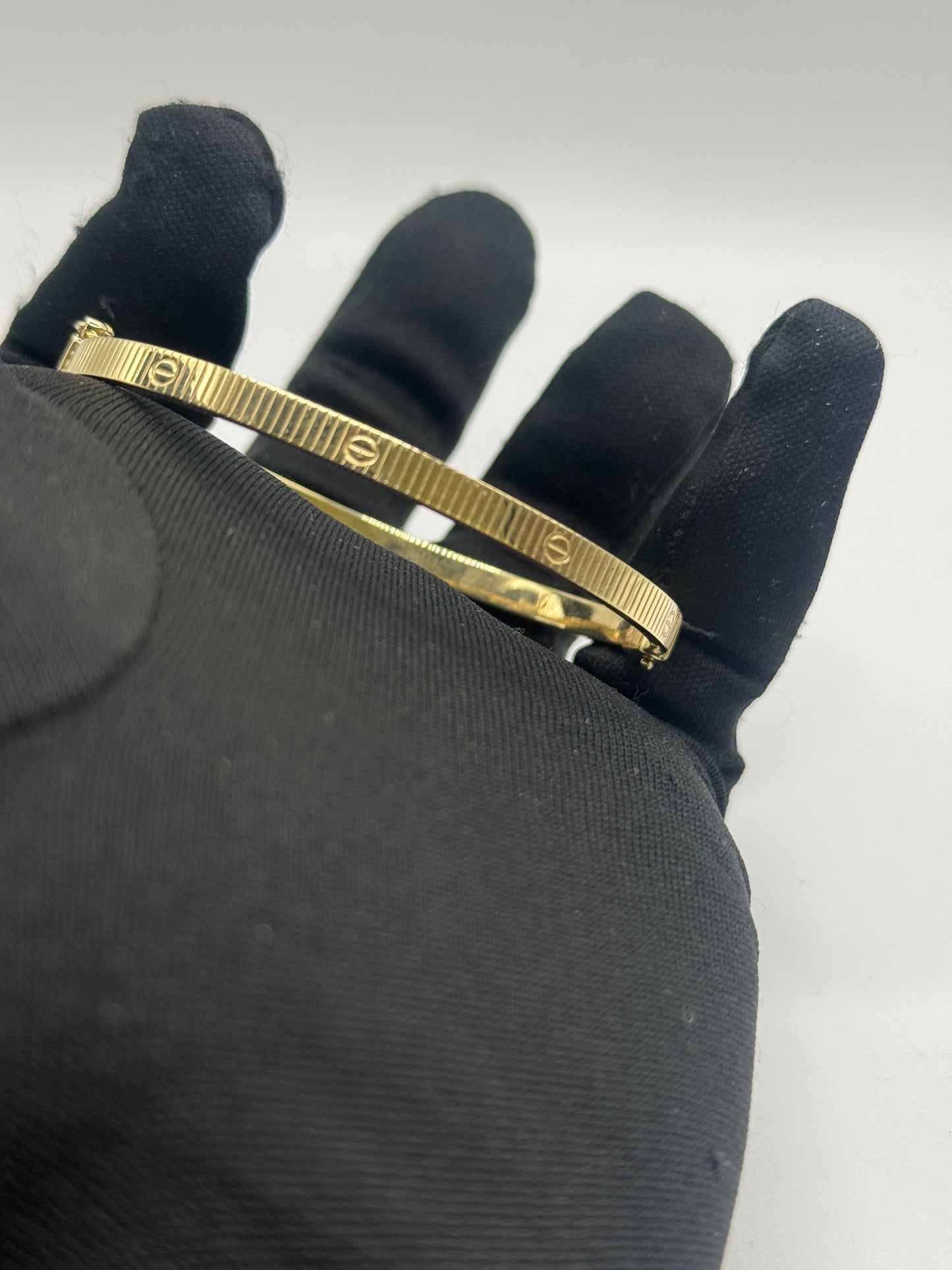 14k gold love bangle bracelet for women 7.5”