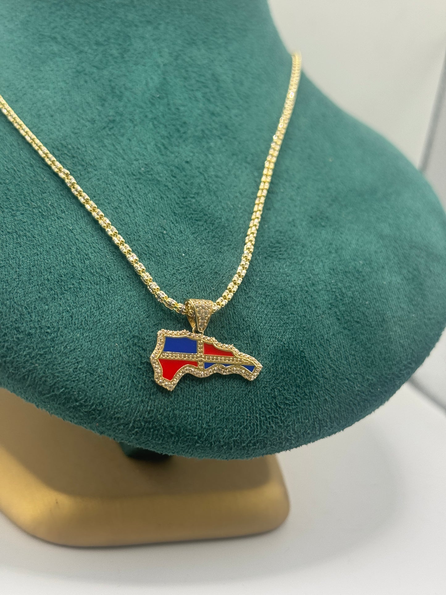 14K Gold Ice Chain – 20” with Dominican Flag Pendant (2.1mm) unisex