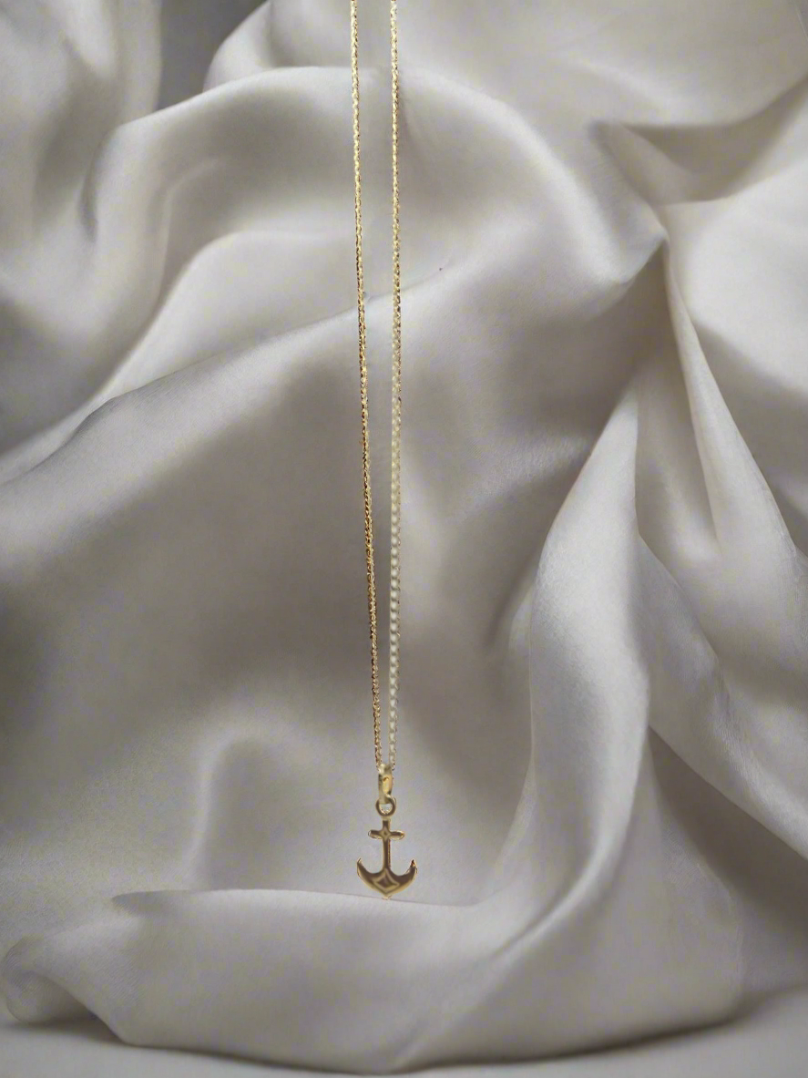 2 tone 14k Gold Cuban link chain with pendant