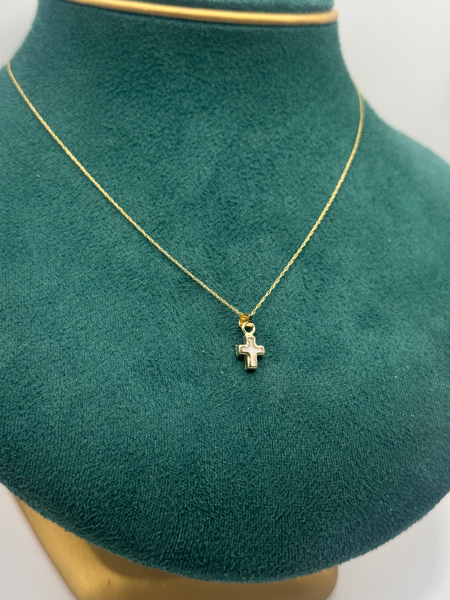 14k gold chain necklace 18”long for women with cross pendant