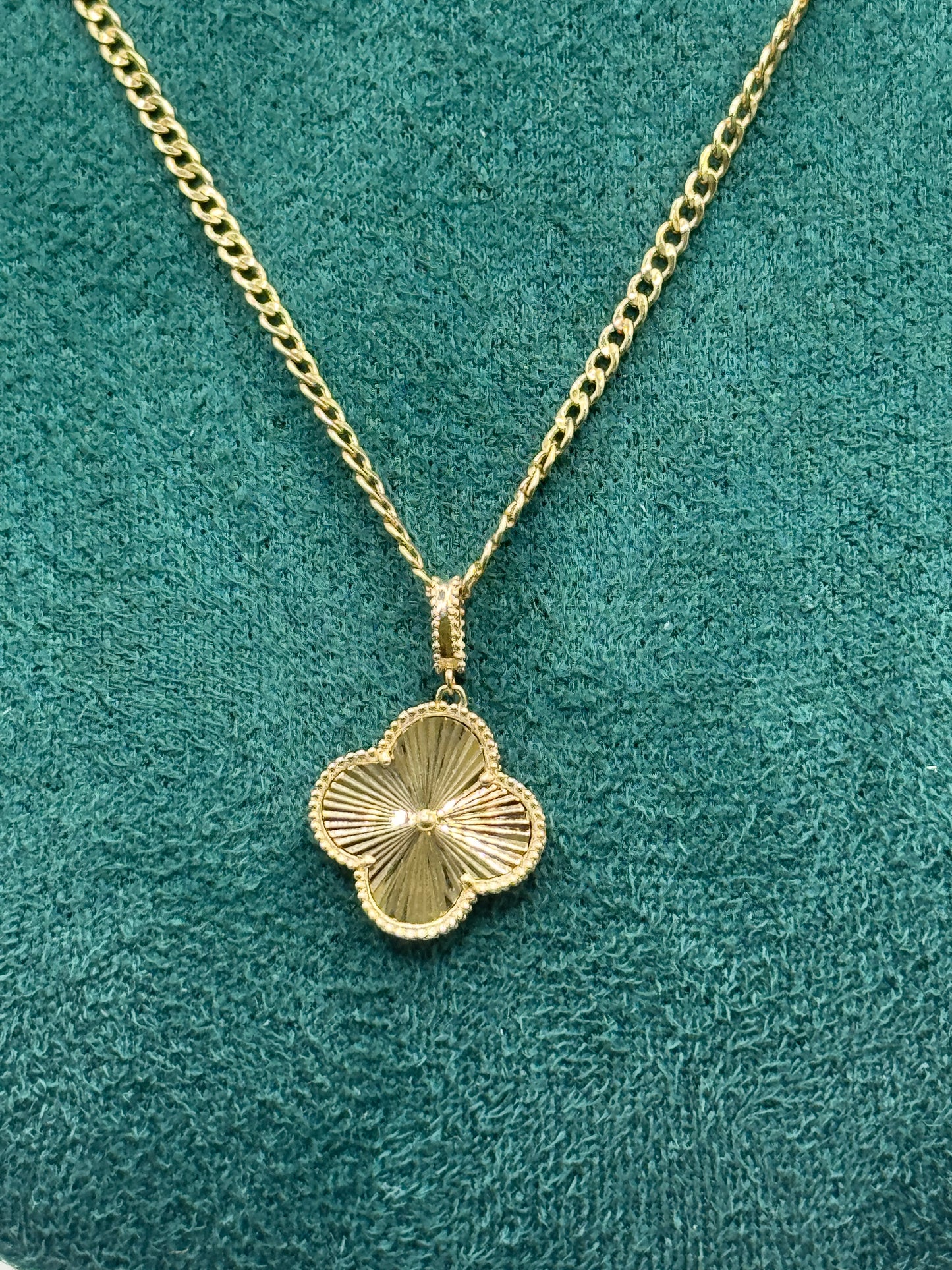 14K Gold Curb Link Necklace for women with Clover CZ Pendant – 20”