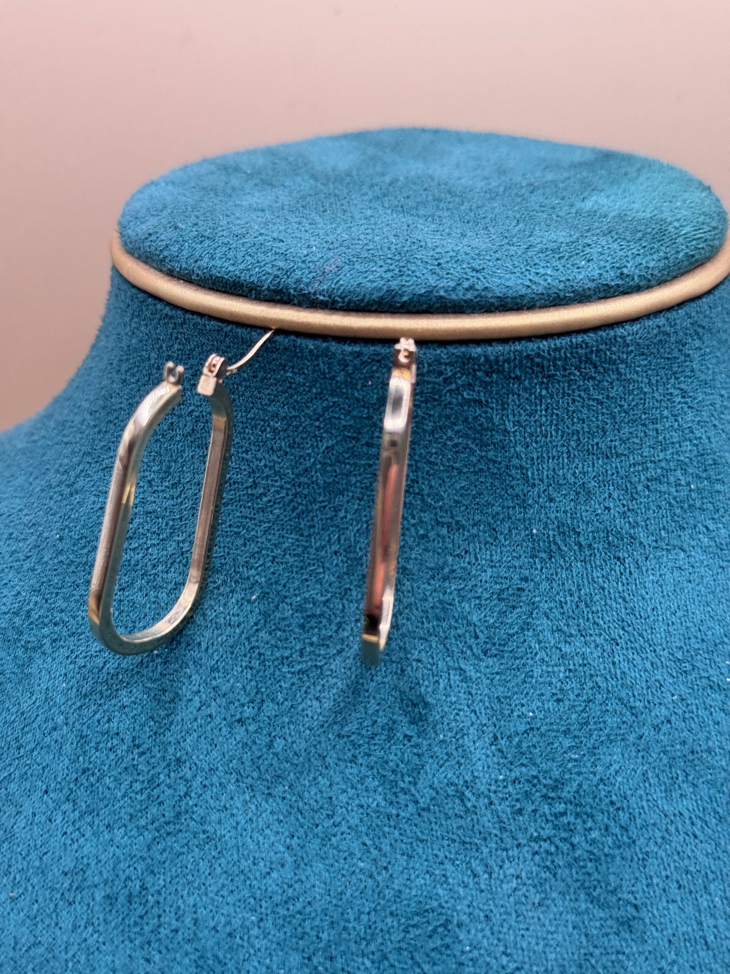 14K Gold Elongated Rectangular Hoop Earrings – Modern Geometric Hoops, Minimalist Gold Earrings for Women