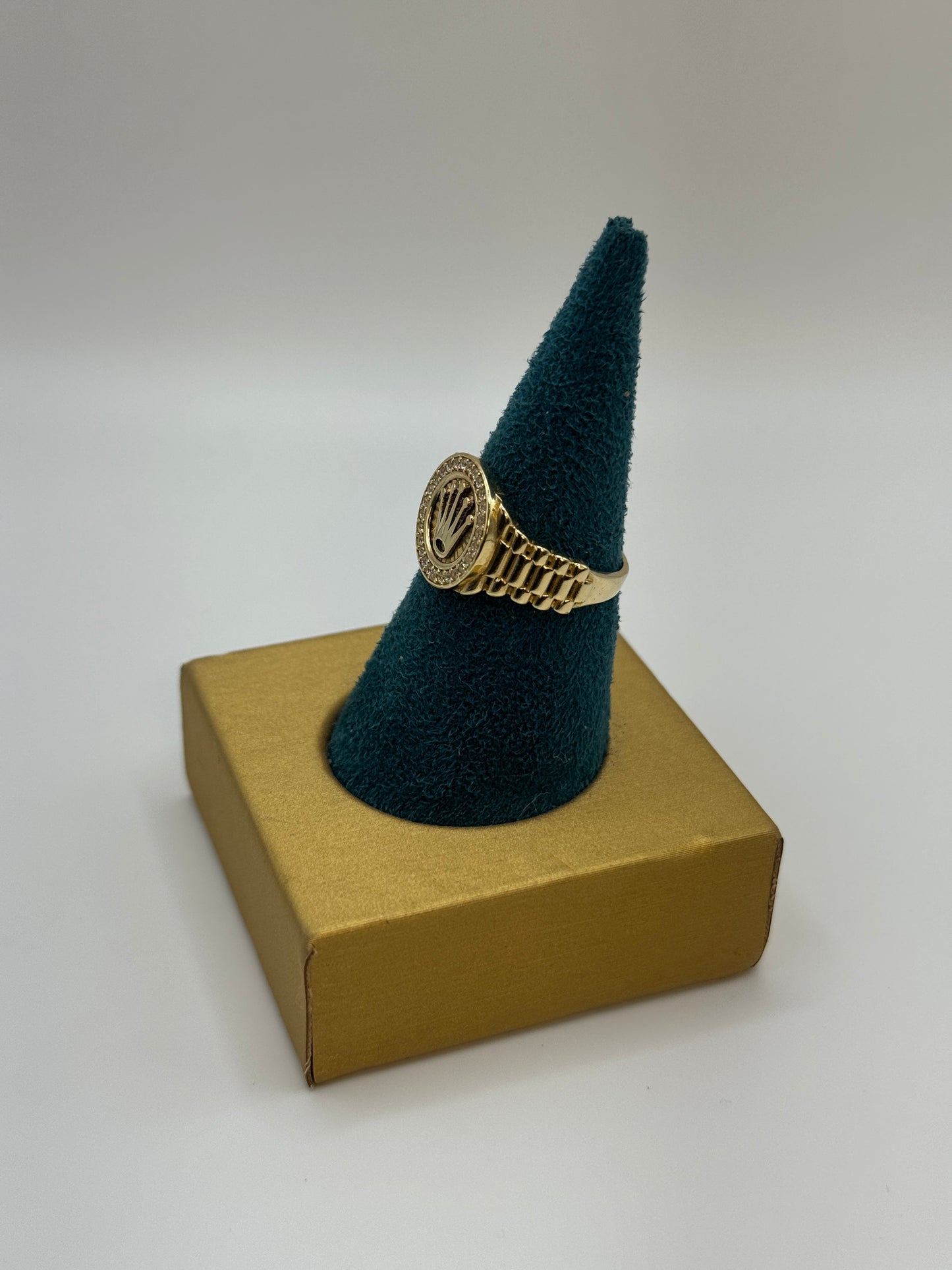 Mother of Pearl 14K Gold Necklace with Mini Pearl Hamsa Pendant – Women’s Elegant Protection