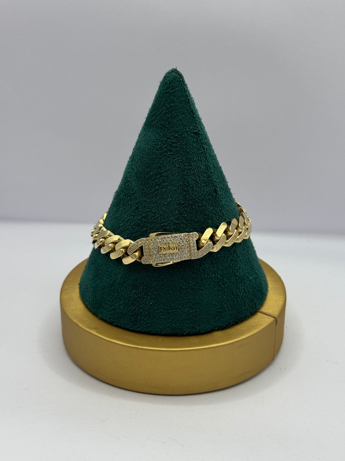 14K Gold Dubai Bracelet for women– Strong & Bold Style