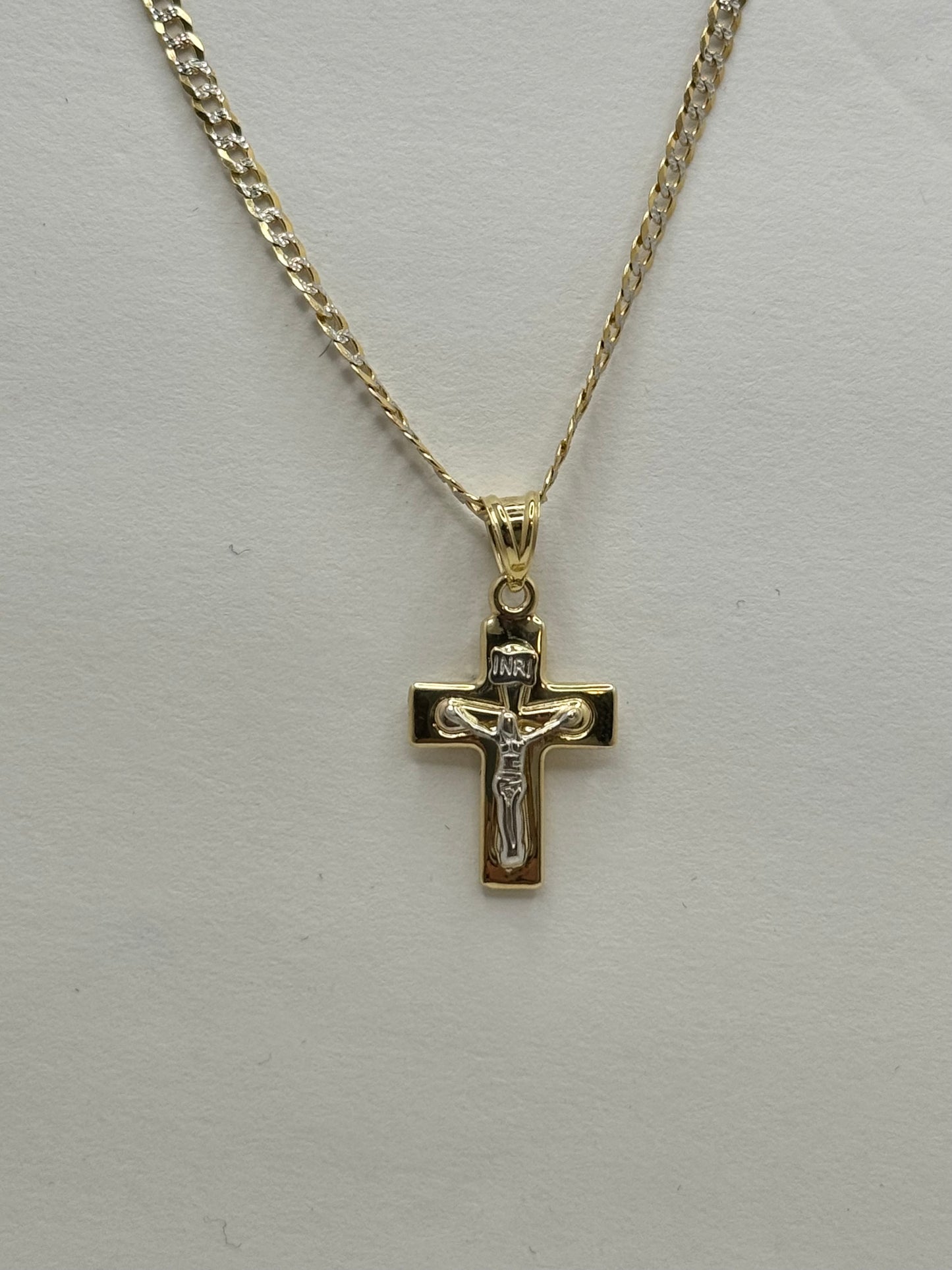 14k gold 18-inch 2-tone chain features a beautifully crafted Jesus pendant