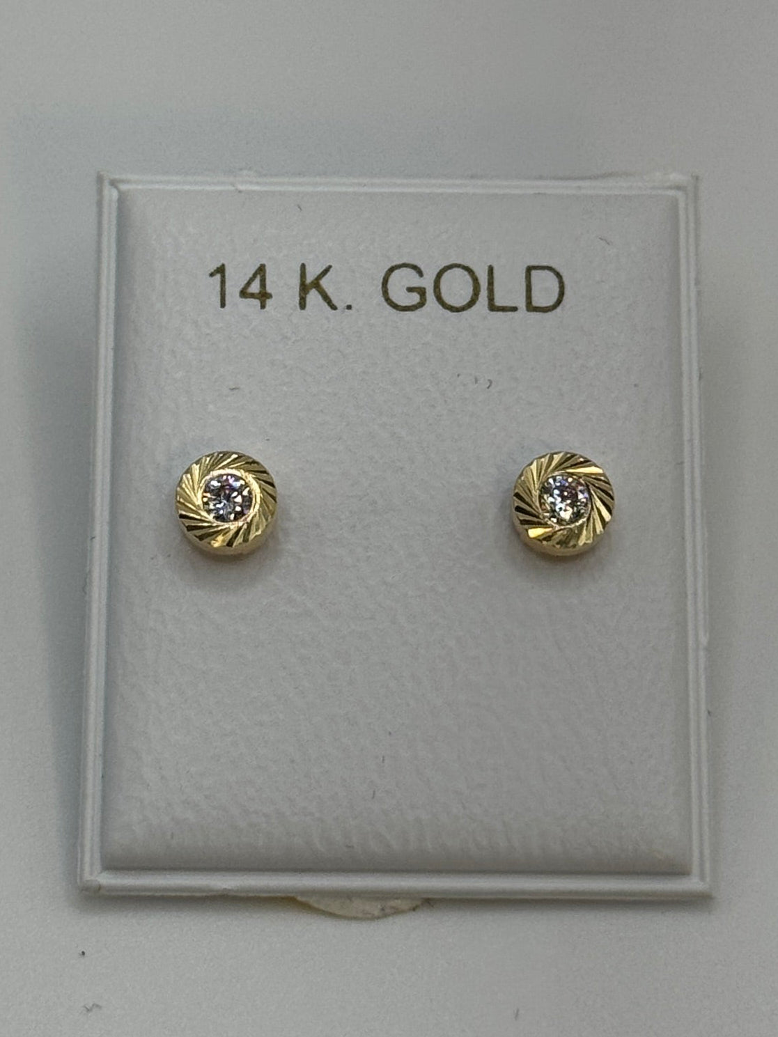 14k gold ZC stud earring Unisex