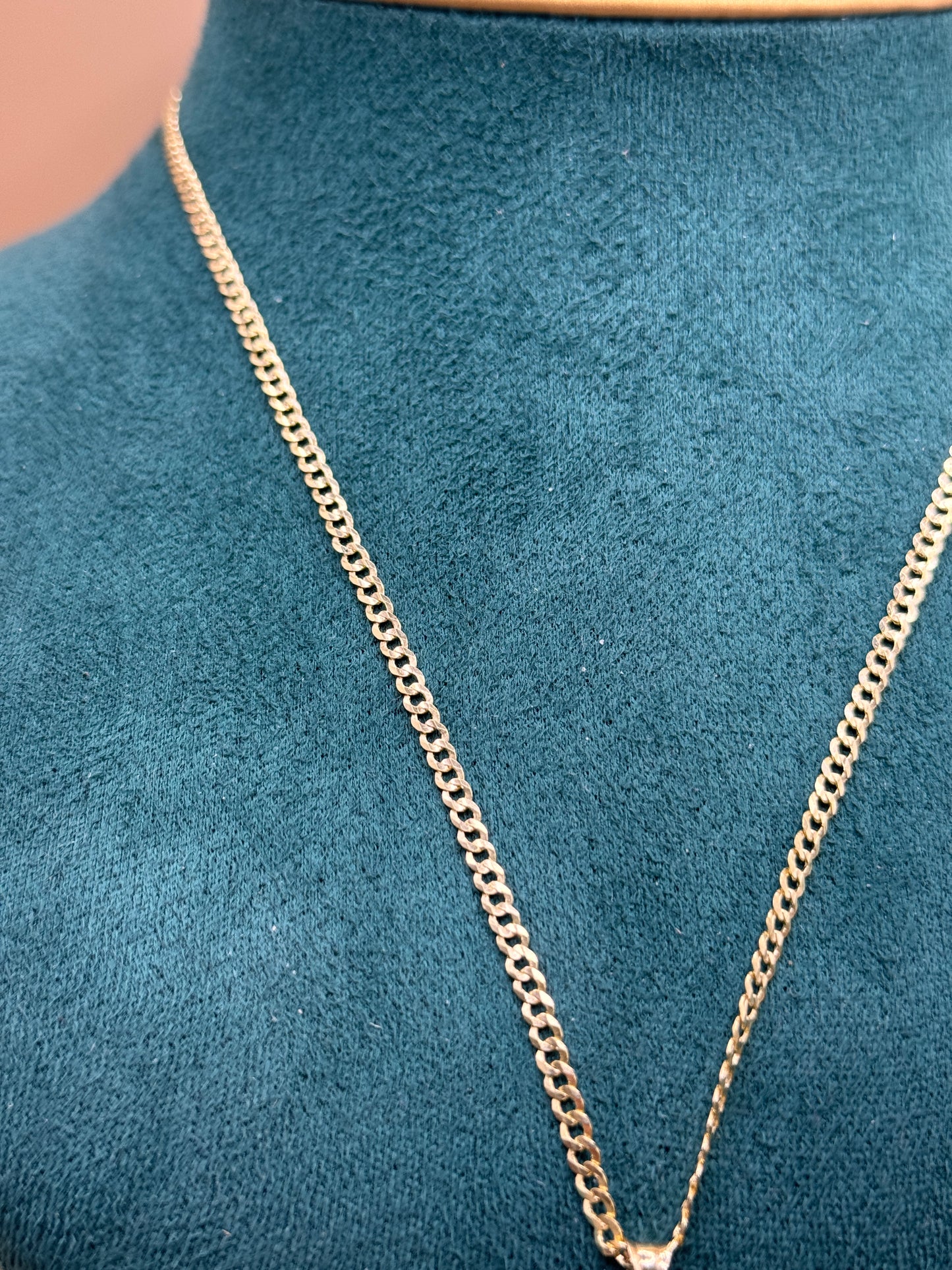 14k gold clover necklace flat Cuban link 18” long