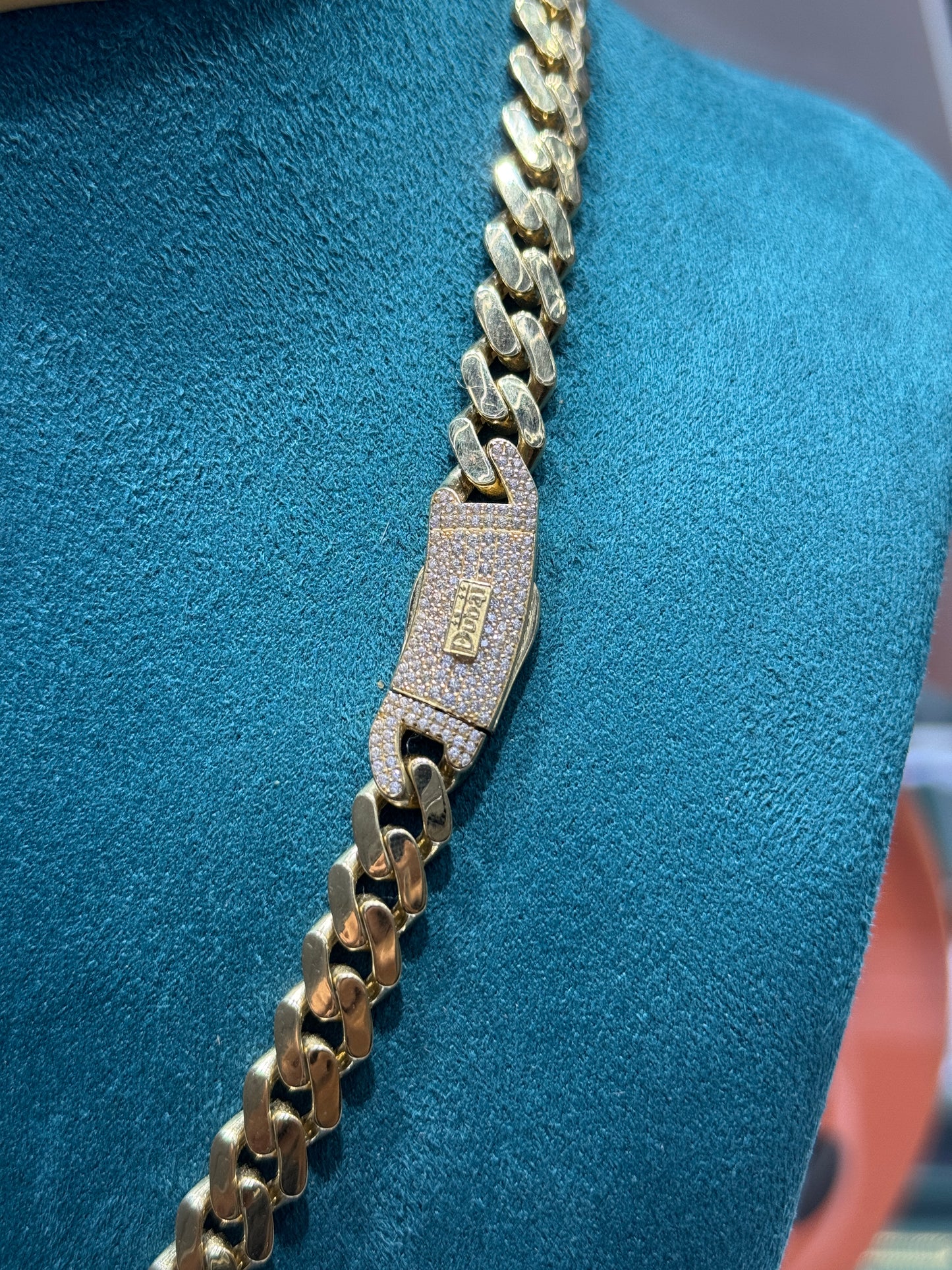 14K Gold 9mm Hollow Dubai Chain – 20” (Men’s)