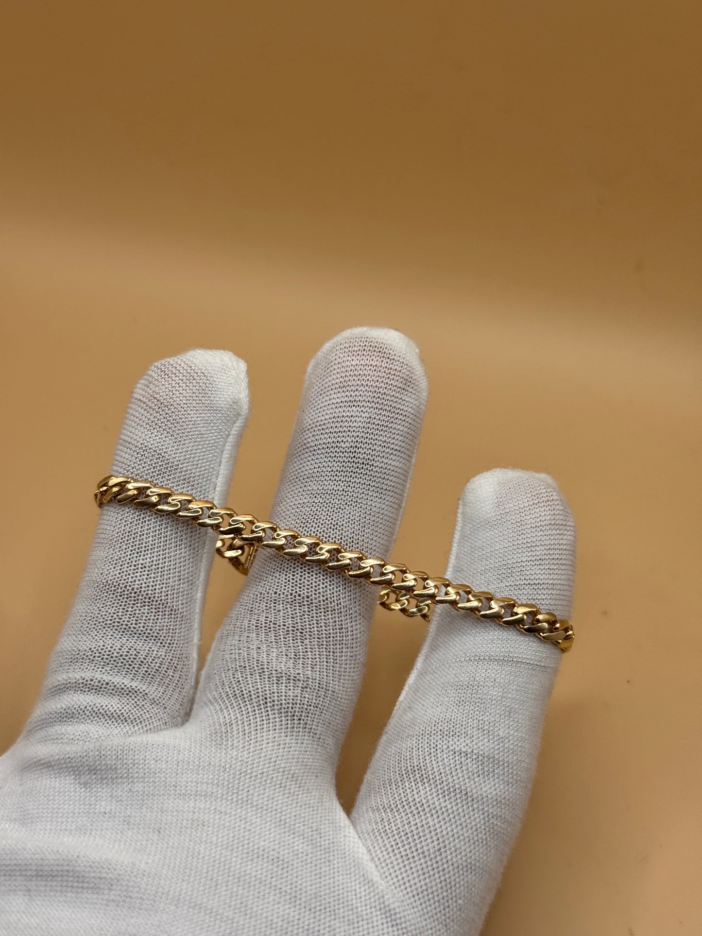 14k gold monachi bracelt 7.5 inch long for women