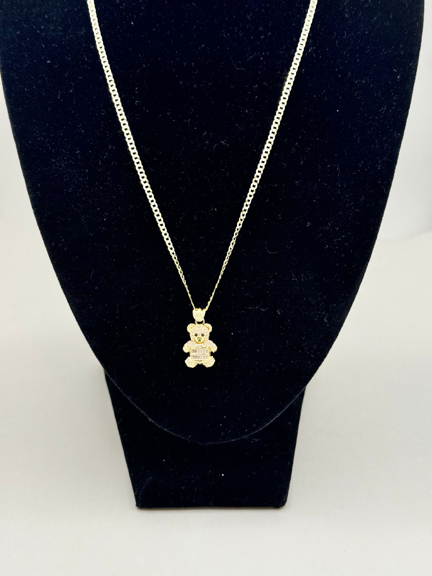 14K Gold 2-Tone Chain with Teddy Bear Pendant – Adorable Elegance
