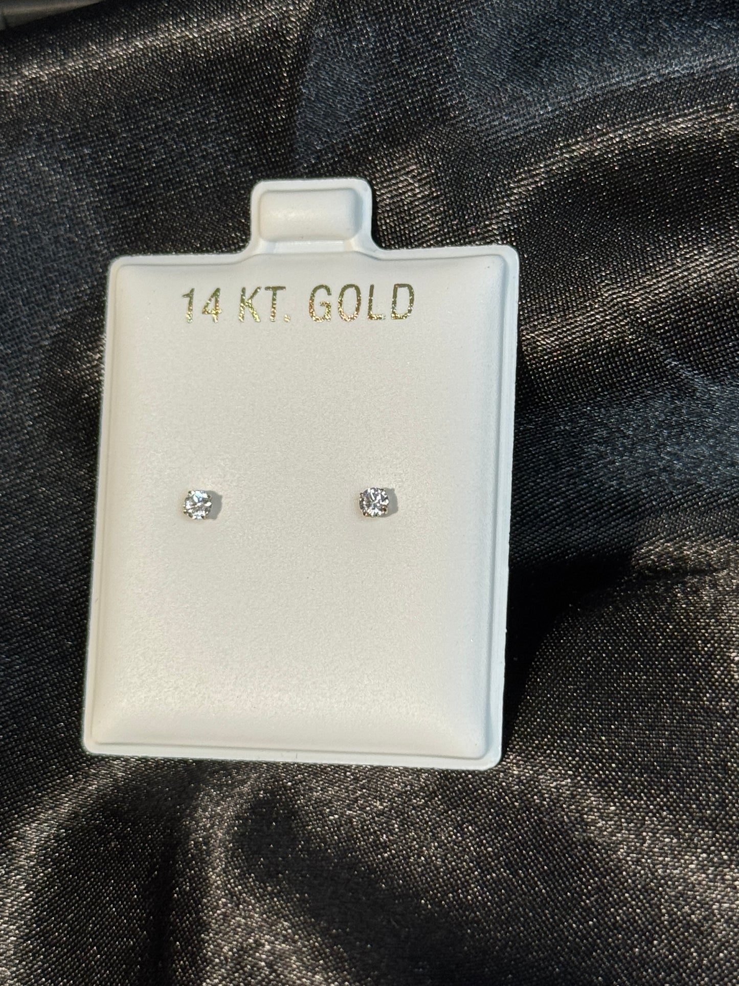 14K Yellow Gold 4mm Stud Earrings for Men