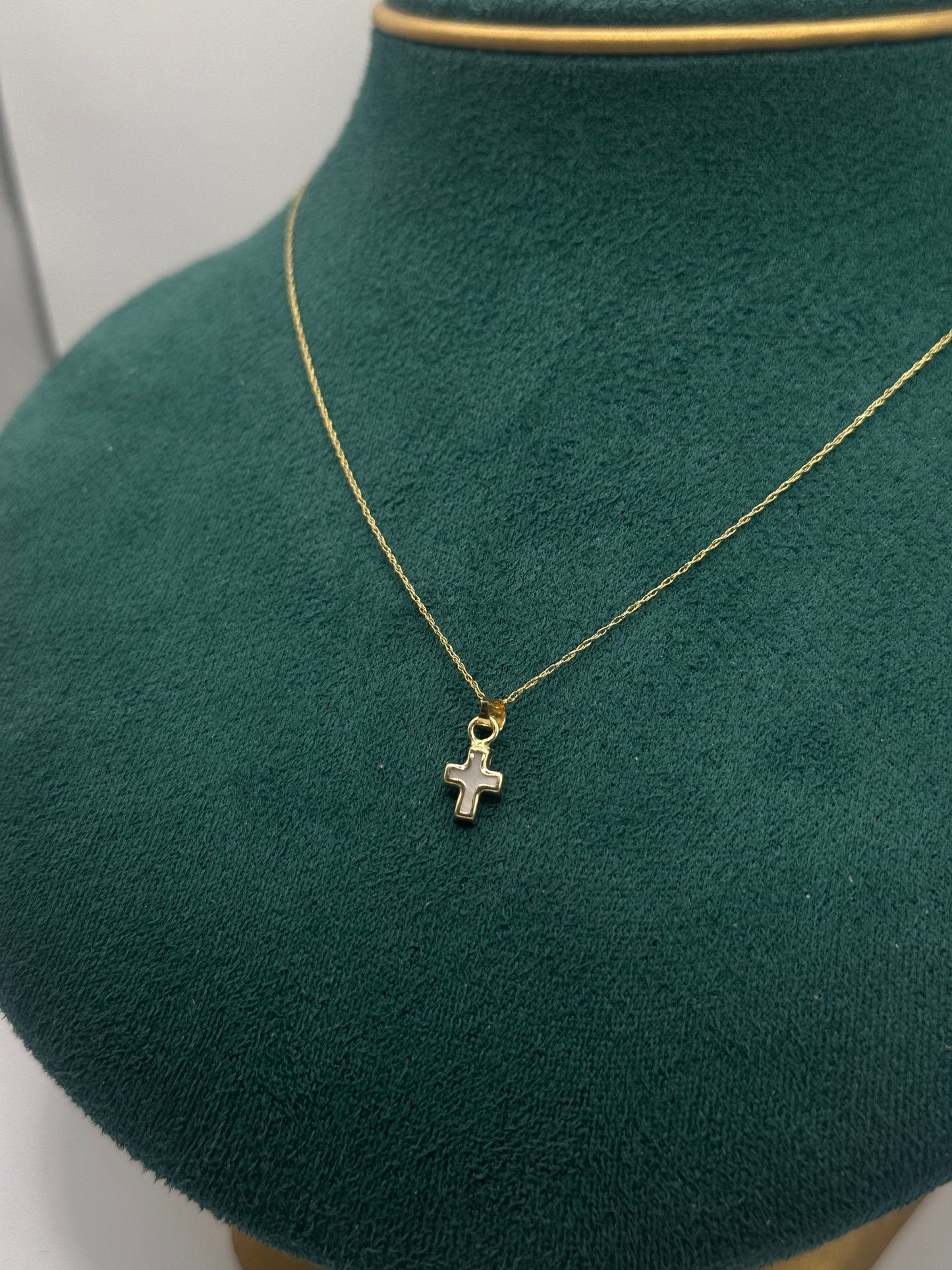 14k gold chain necklace 18”long for women with cross pendant