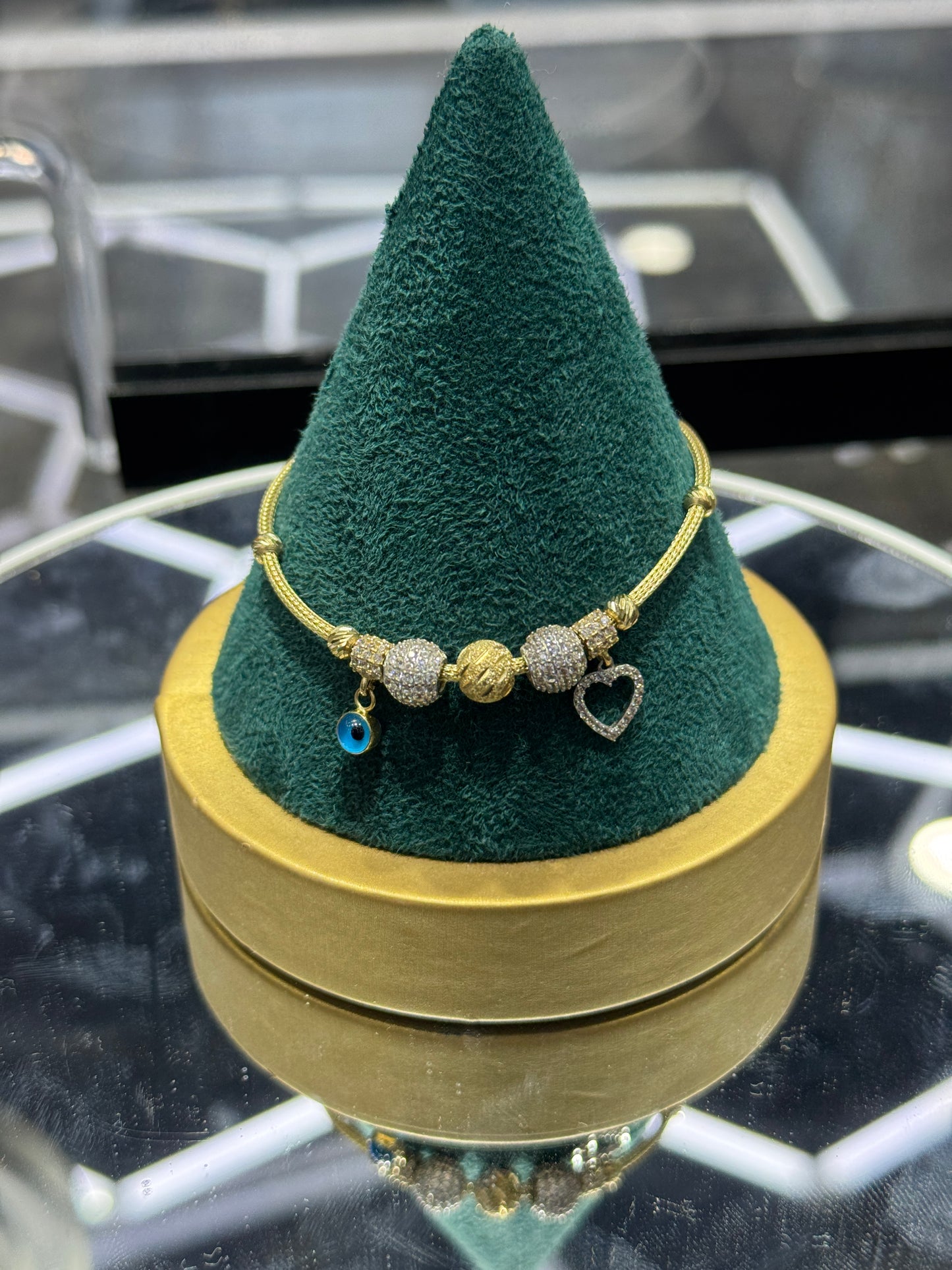 💎 14K Gold Women’s Heart Bracelet 8” inch long – Elegant Charming