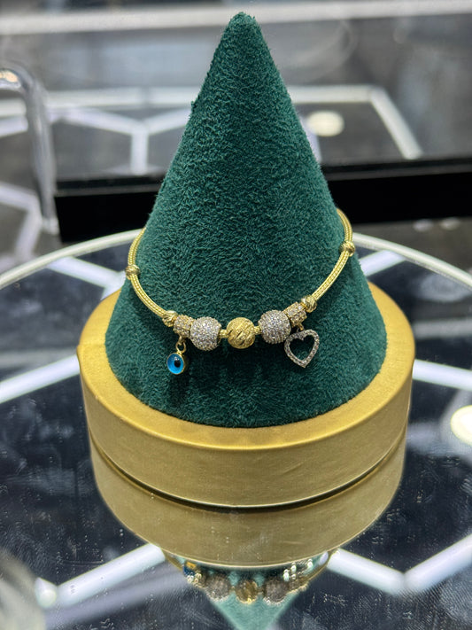 💎 14K Gold Women’s Heart Bracelet 8” inch long – Elegant Charming