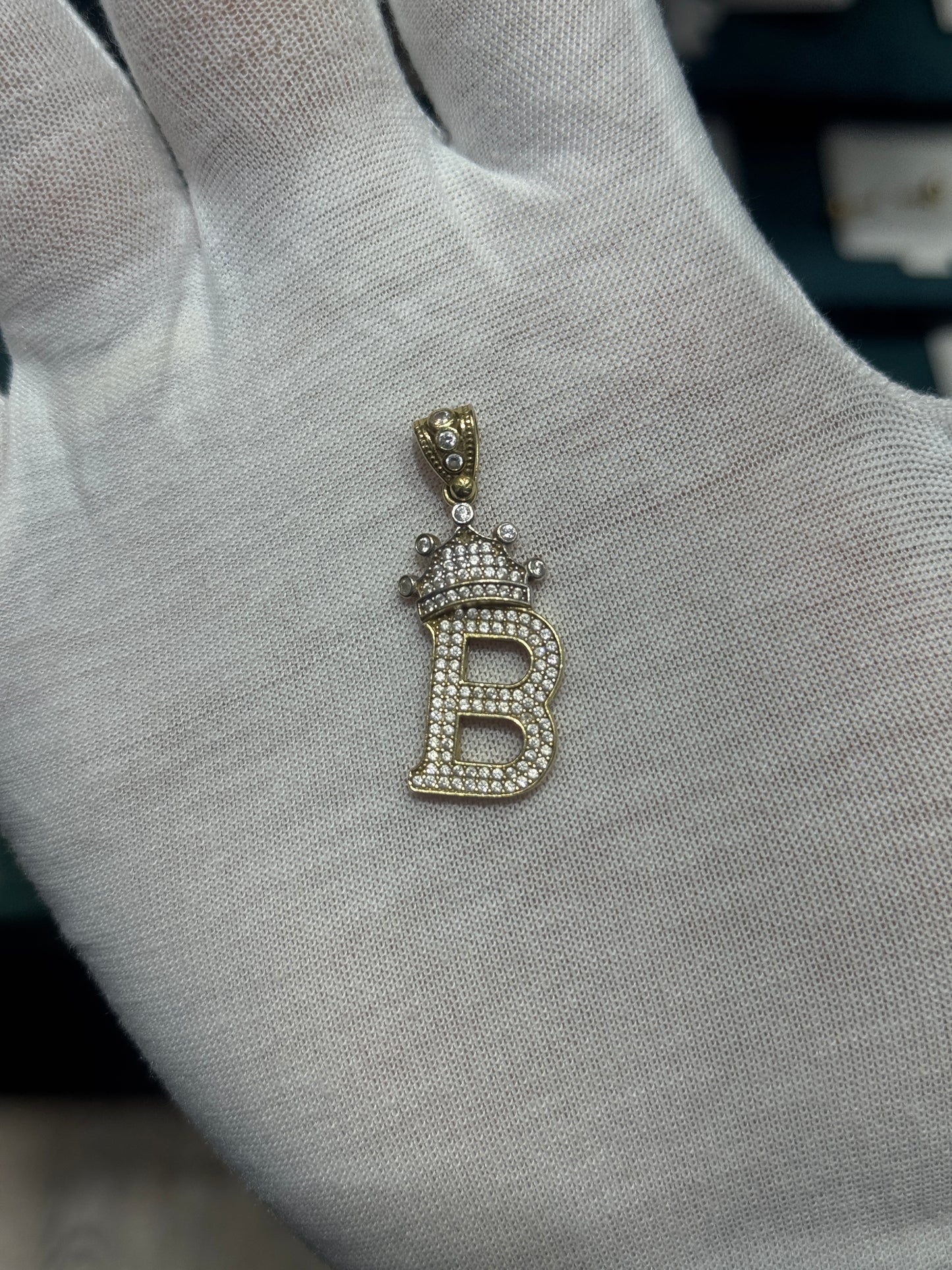 Medium letter pendants