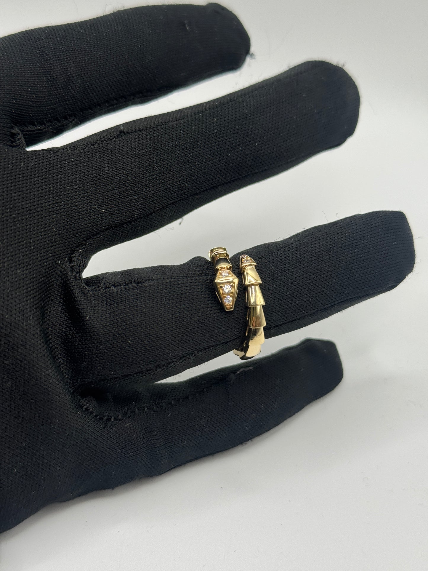 14k gold serpentine ring 14k gold size 7 unisex ring