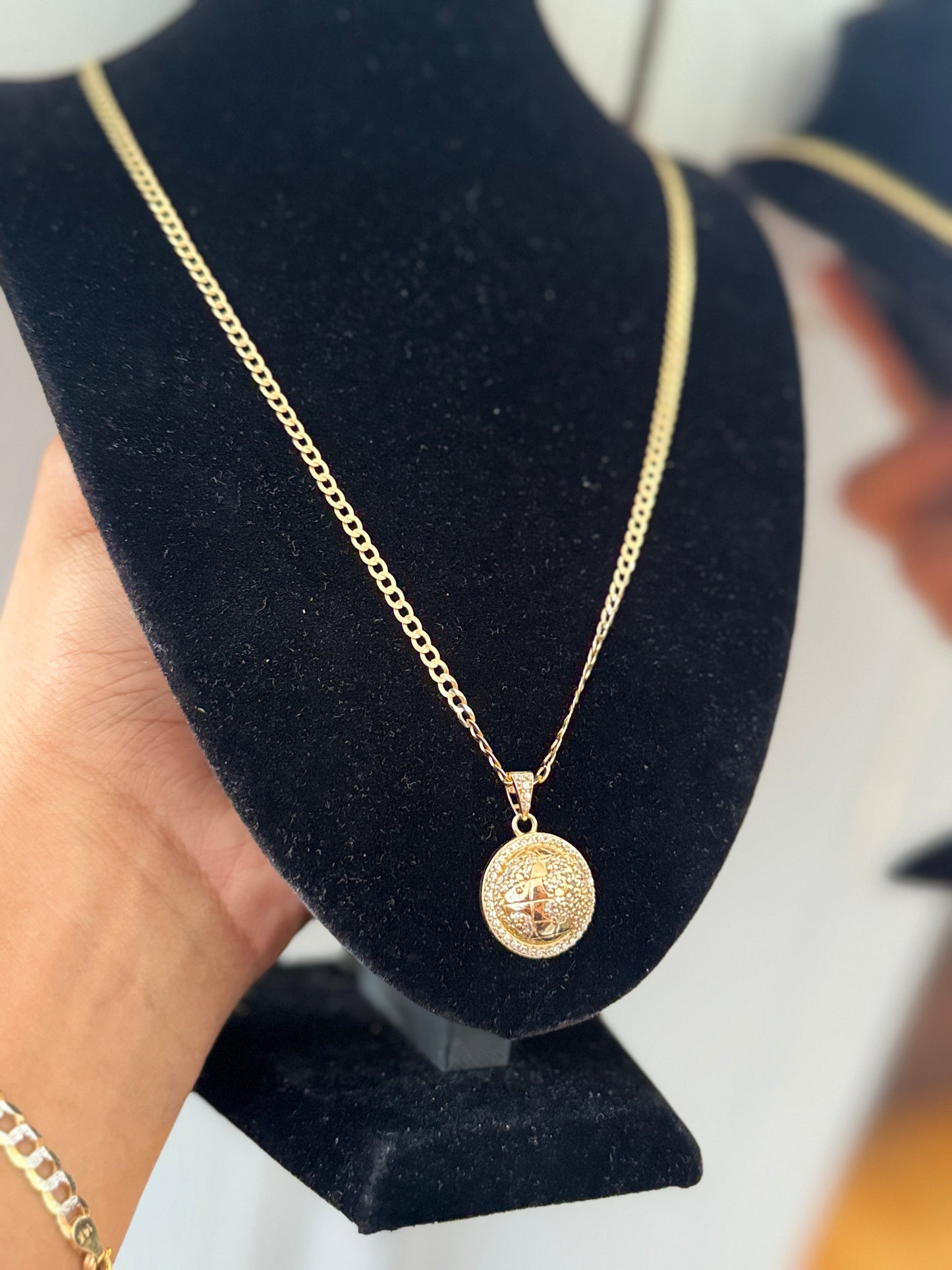 14K Gold Curb Link Chain with World Pendant – 22”