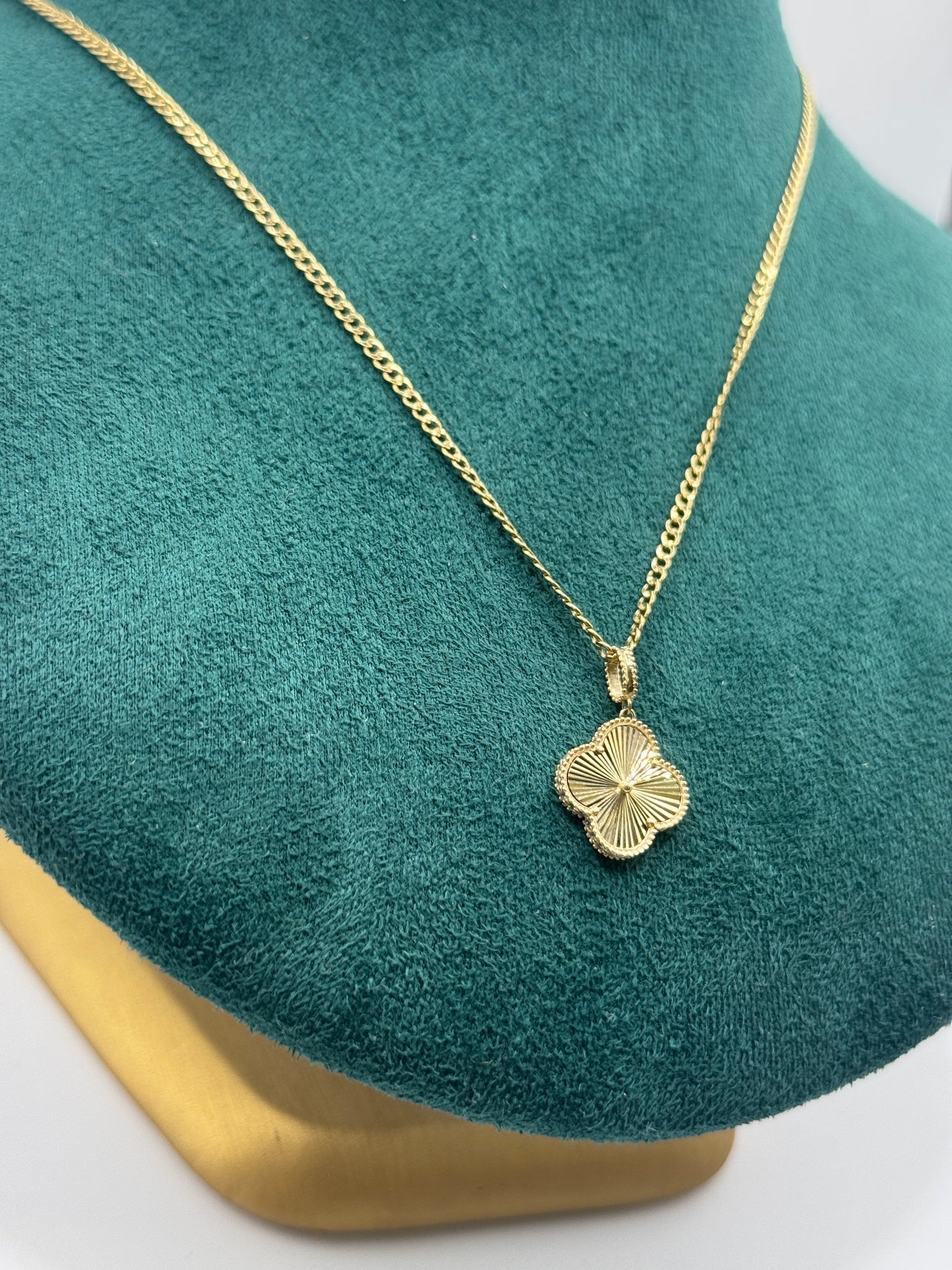 14K Gold Curb Link Necklace for women with Clover CZ Pendant – 20”