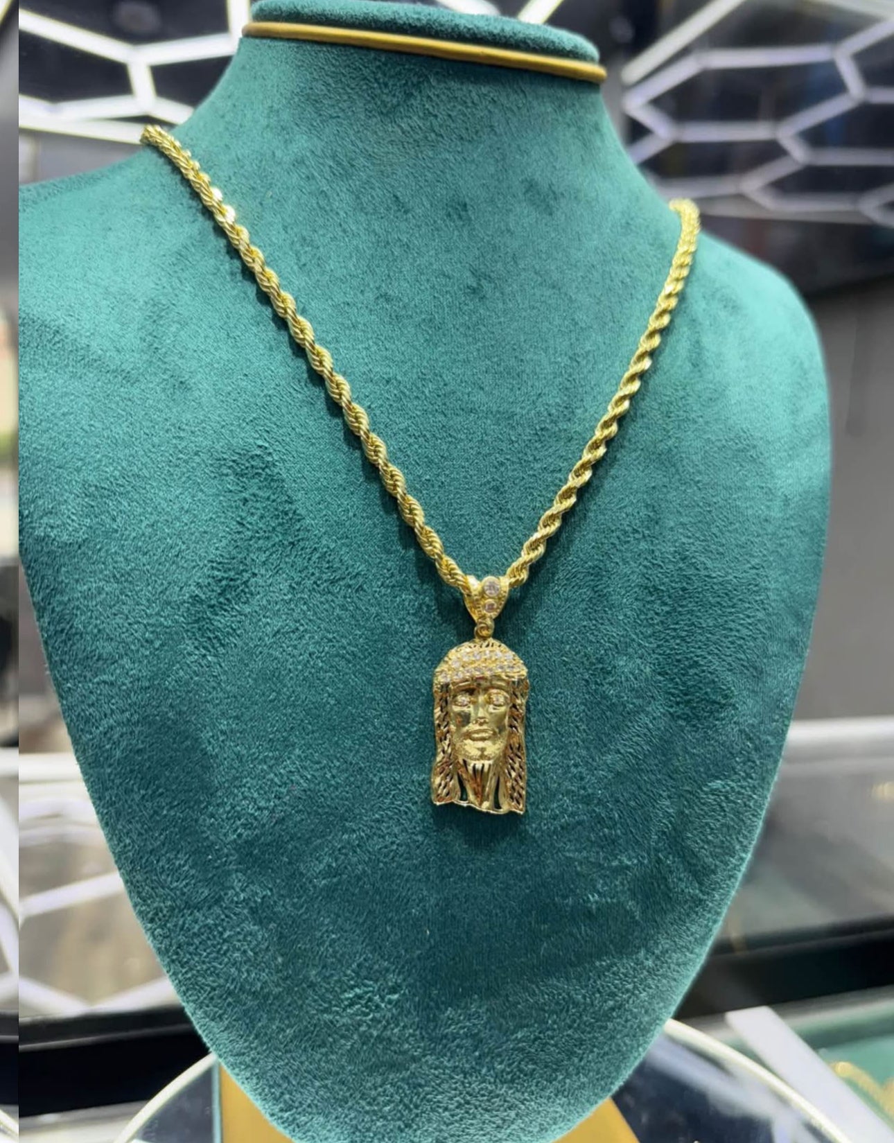 14k gold rope chain 24 inch long with Jesus pendant for men